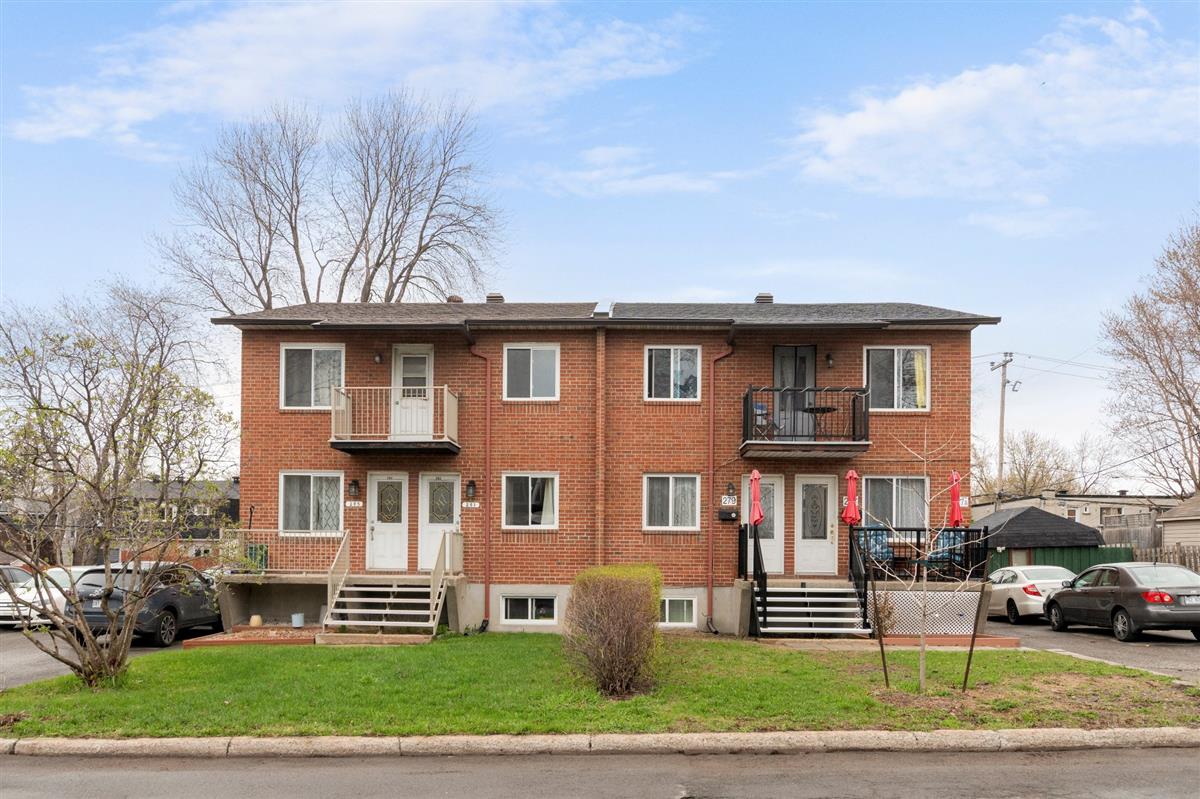 Vue 40 de la propriété réf. 23758572 – 277-279 Rue de Pierrefontaine J7G 1Y1
