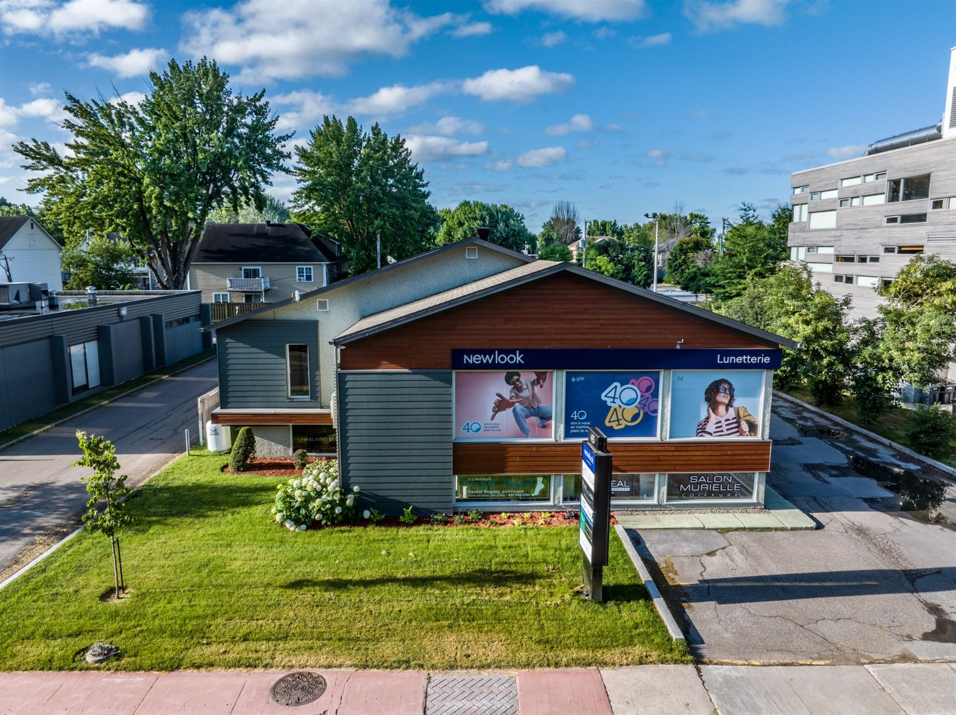 45 Av. St-Laurent — photo 1