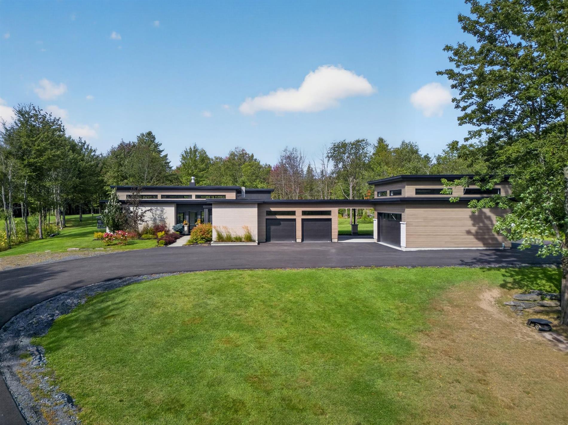 475 Ch. du Sanctuaire — photo 3