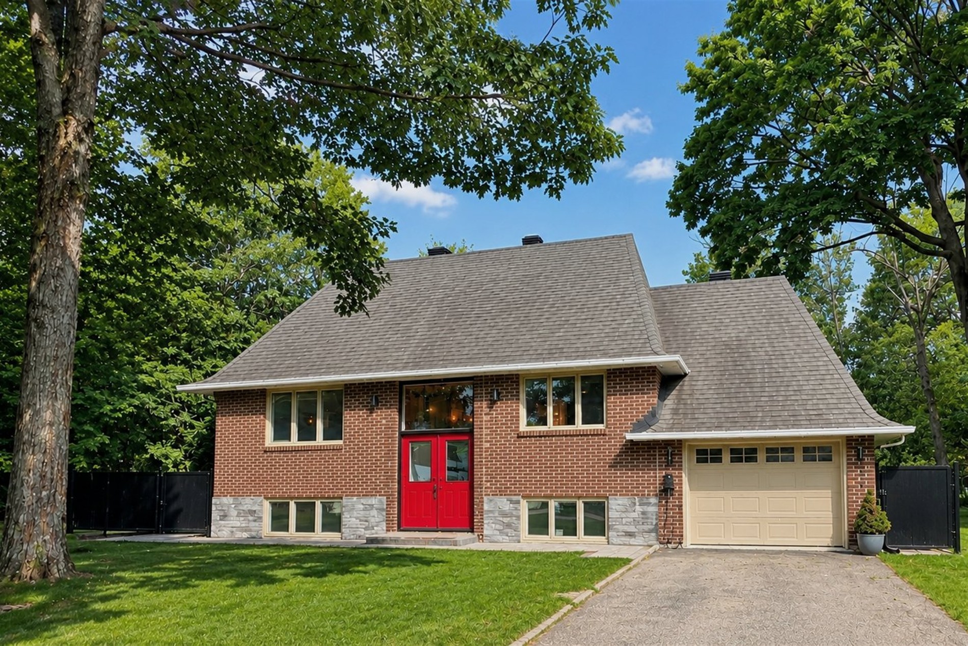 14 Rue Thomas-Dennis — photo 1