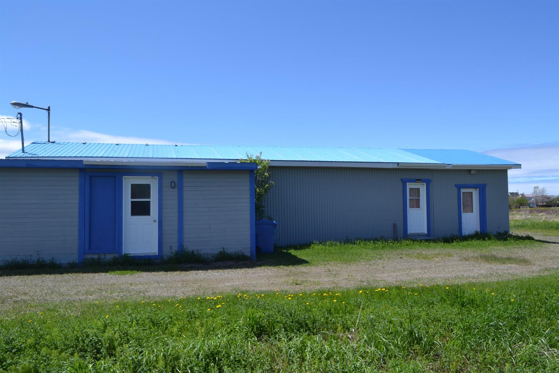 260 Boul. Ste-Anne E. — photo 2