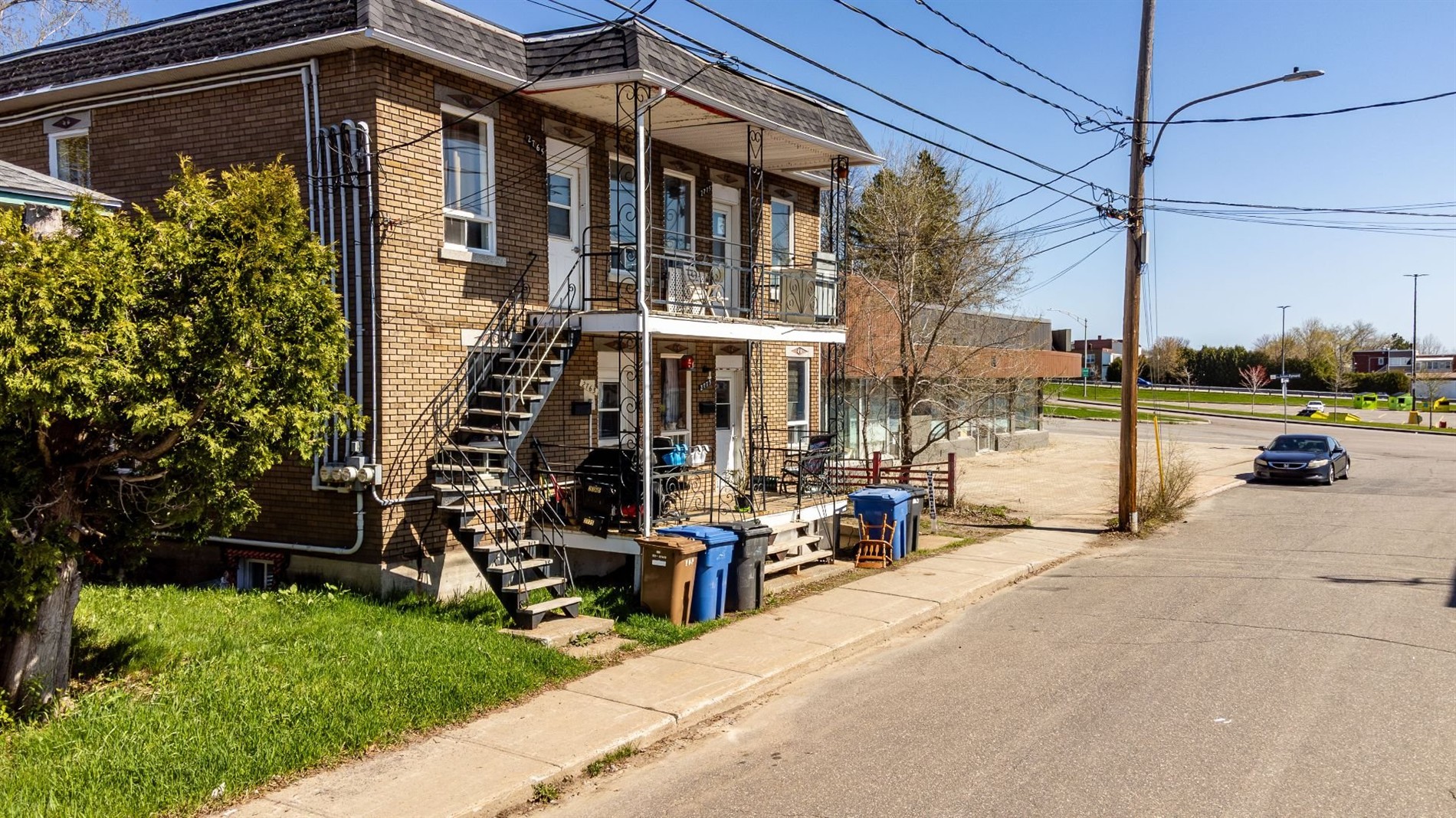 2763-2775 Av. St-Alexis — photo 2