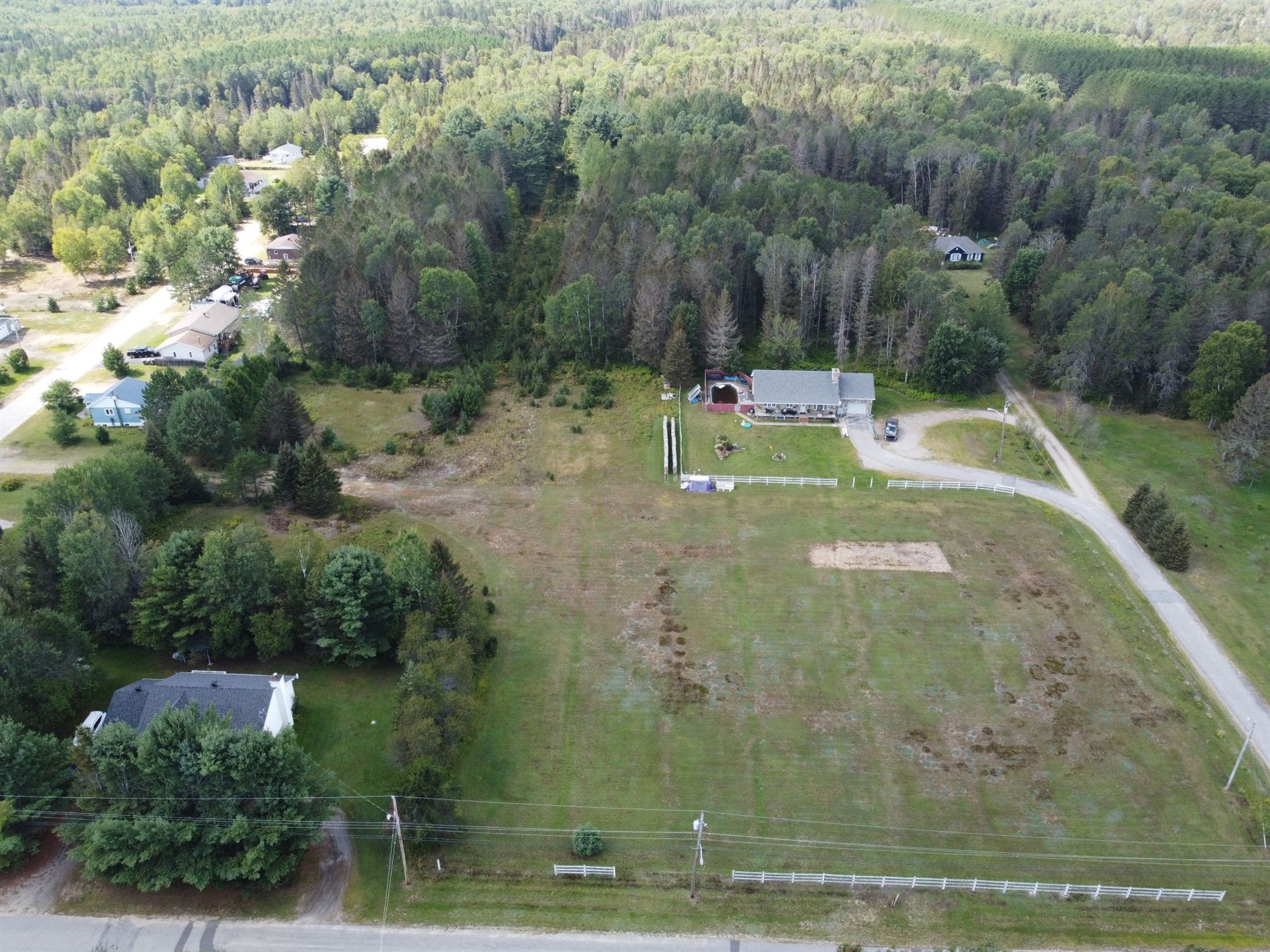Ch. du Lac-Kiamika — photo 1