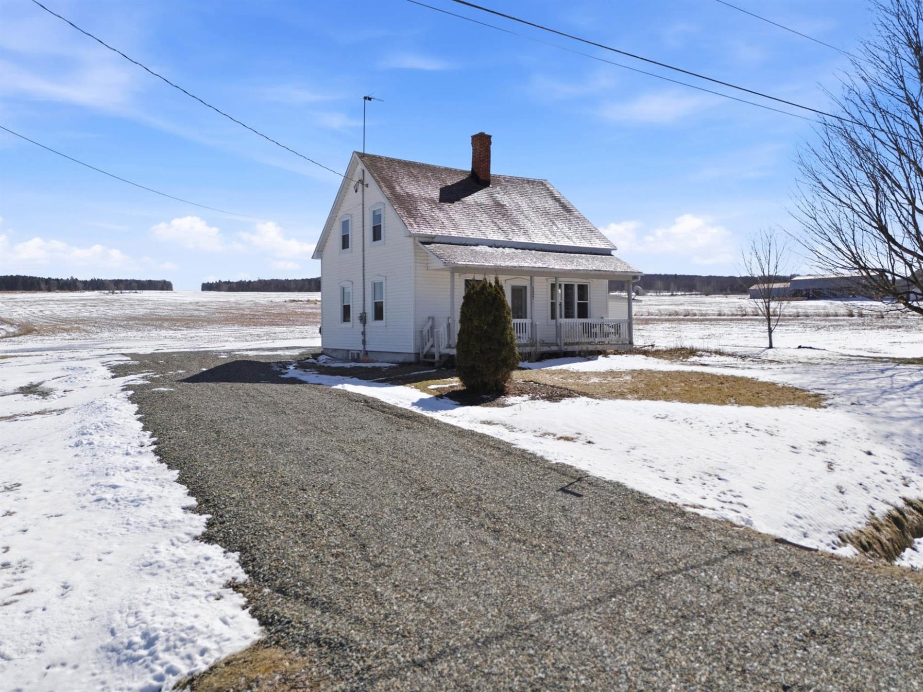 127 Rue Miquelon — photo 2