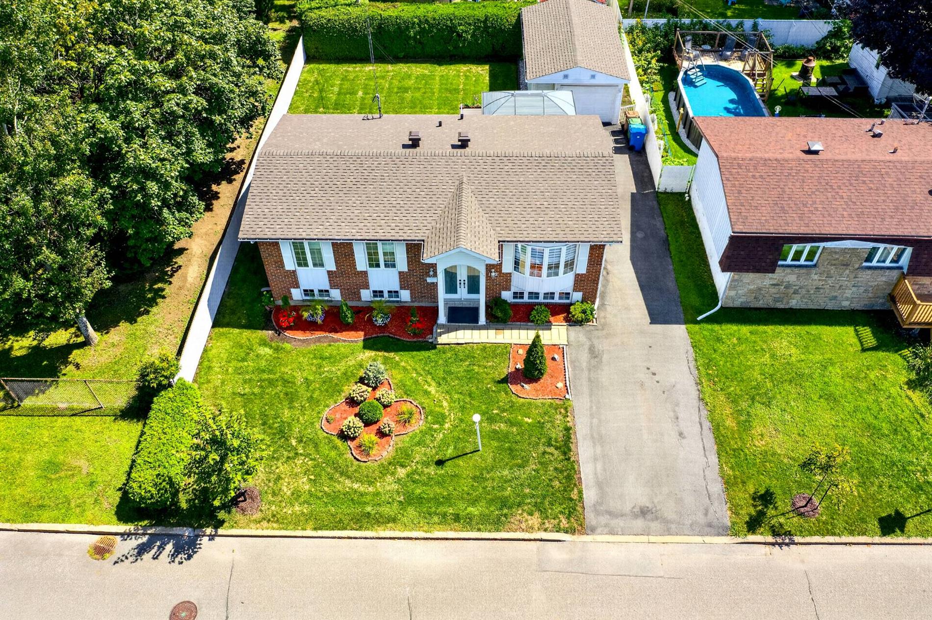 112 Rue St-Cyr — photo 2