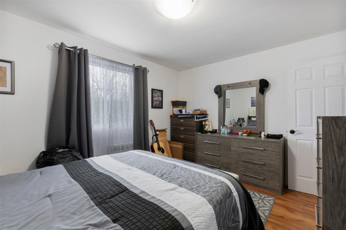 Vue 12 de la propriété réf. 23758572 – 277-279 Rue de Pierrefontaine J7G 1Y1