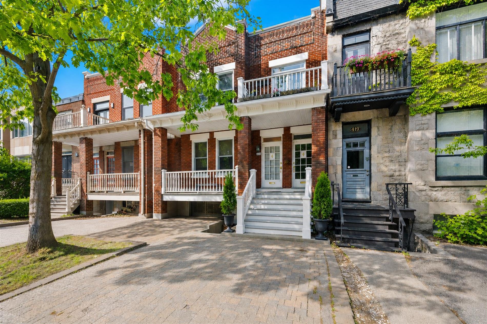 421-423 Av. Victoria — photo 1