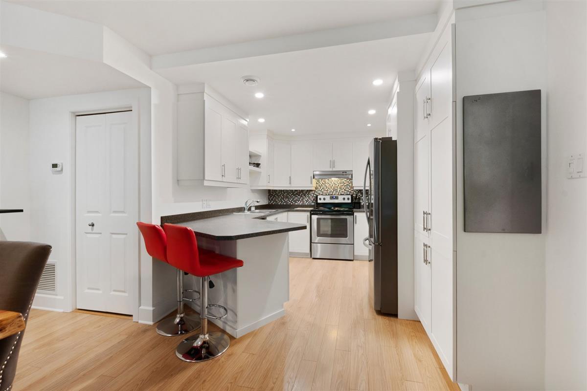 Vue 5 de la propriété réf. 23742914 – 282 Ch. de la Pinède J0R 1K0