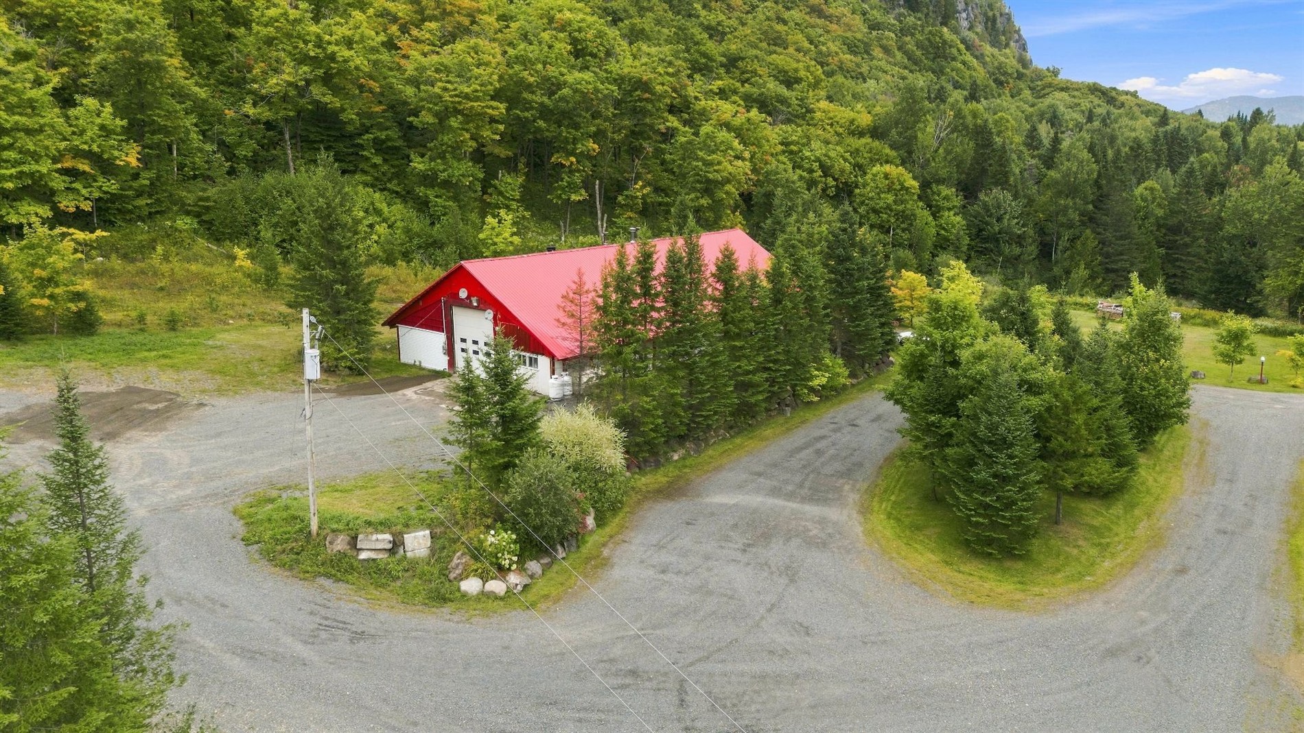 148Z Ch. du Lac-de-la-Montagne-Noire — photo 3