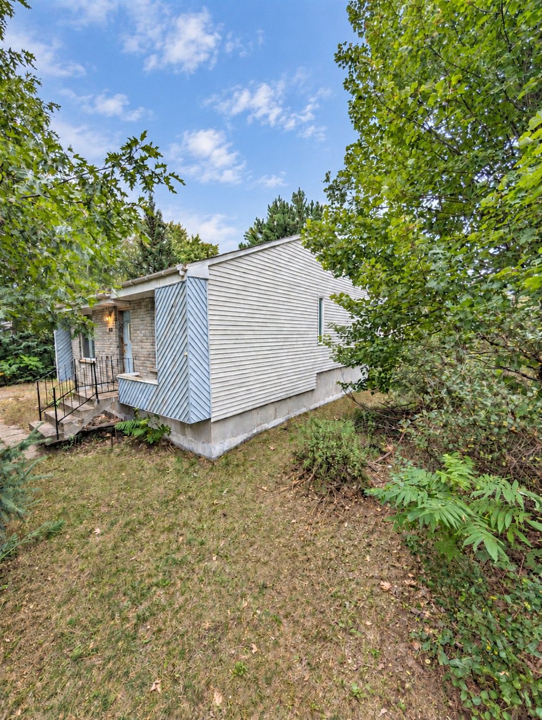 3421 Rue Lauzon — photo 3