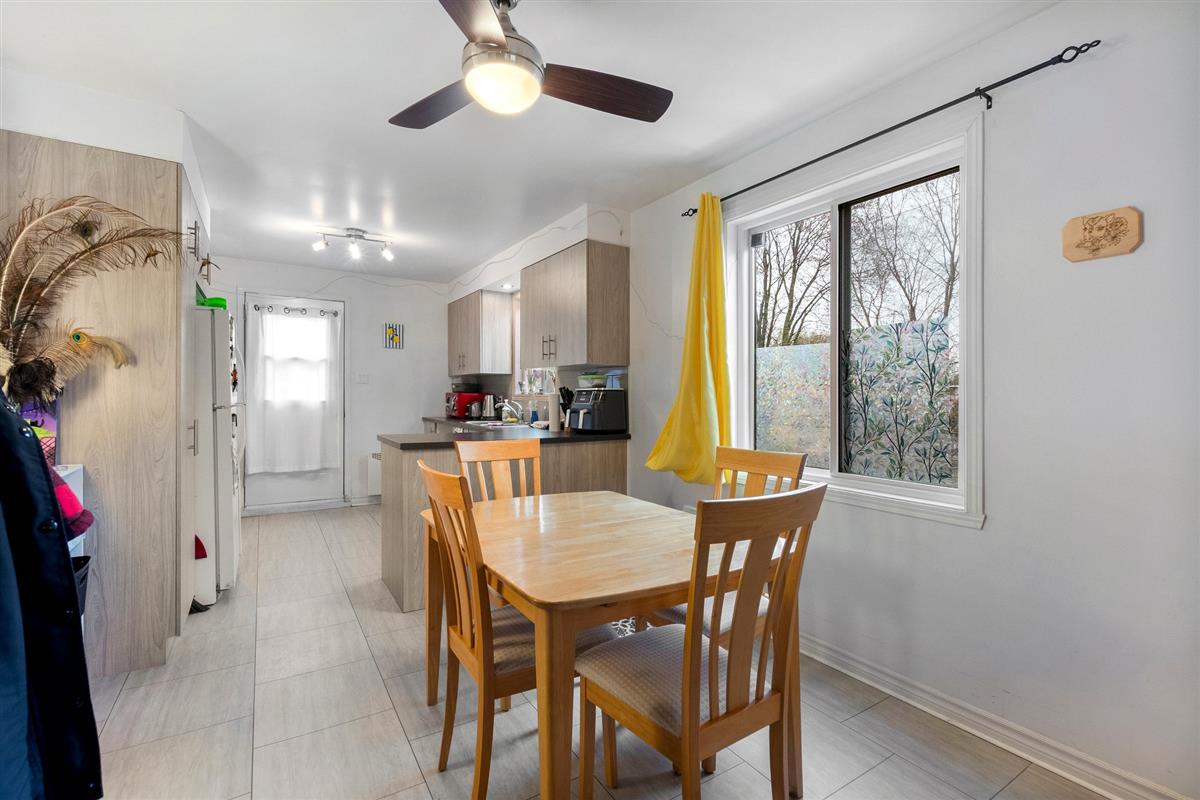 Vue 19 de la propriété réf. 23758572 – 277-279 Rue de Pierrefontaine J7G 1Y1