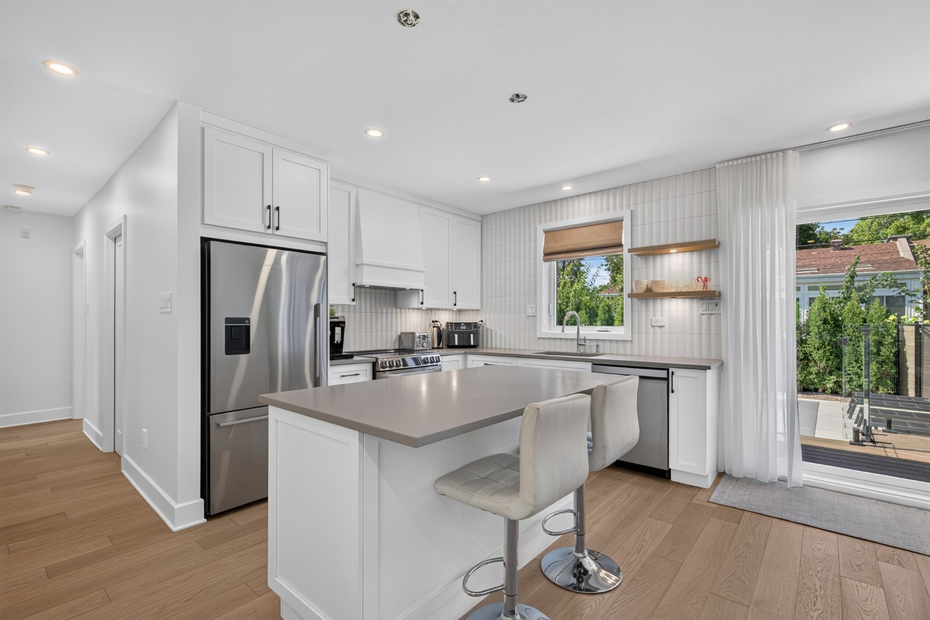 4251 Rue Badgley — photo 3