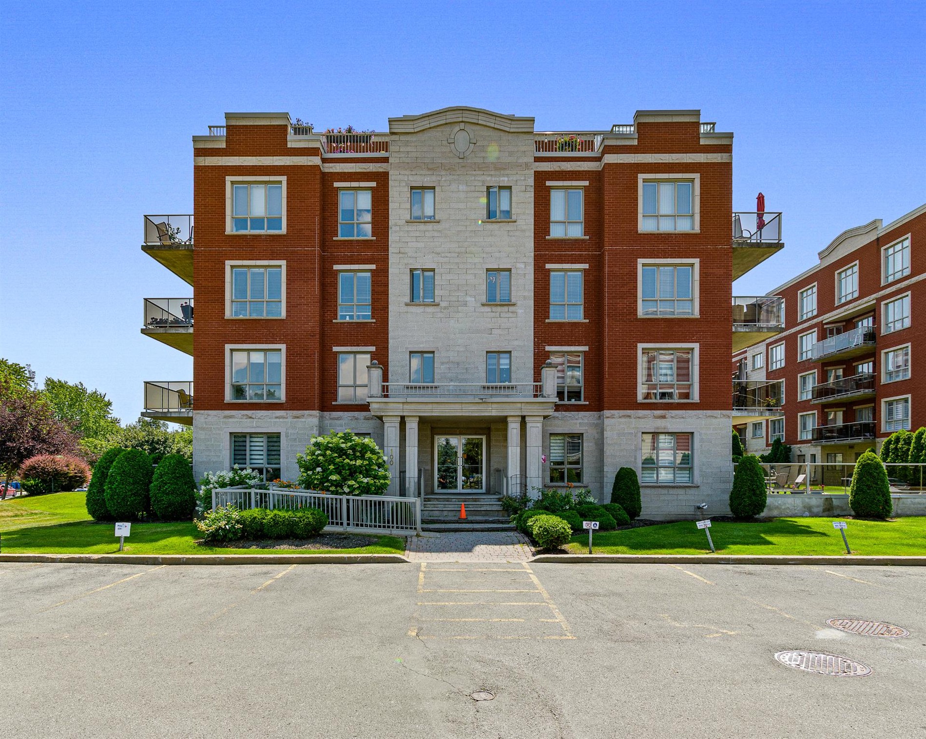 100 Rue Barnett — photo 1