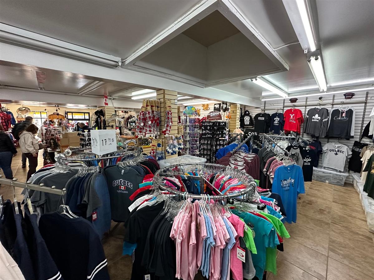 Vieux Québec Magasin De Vetement Quebecois Vêtement Boutique Linge