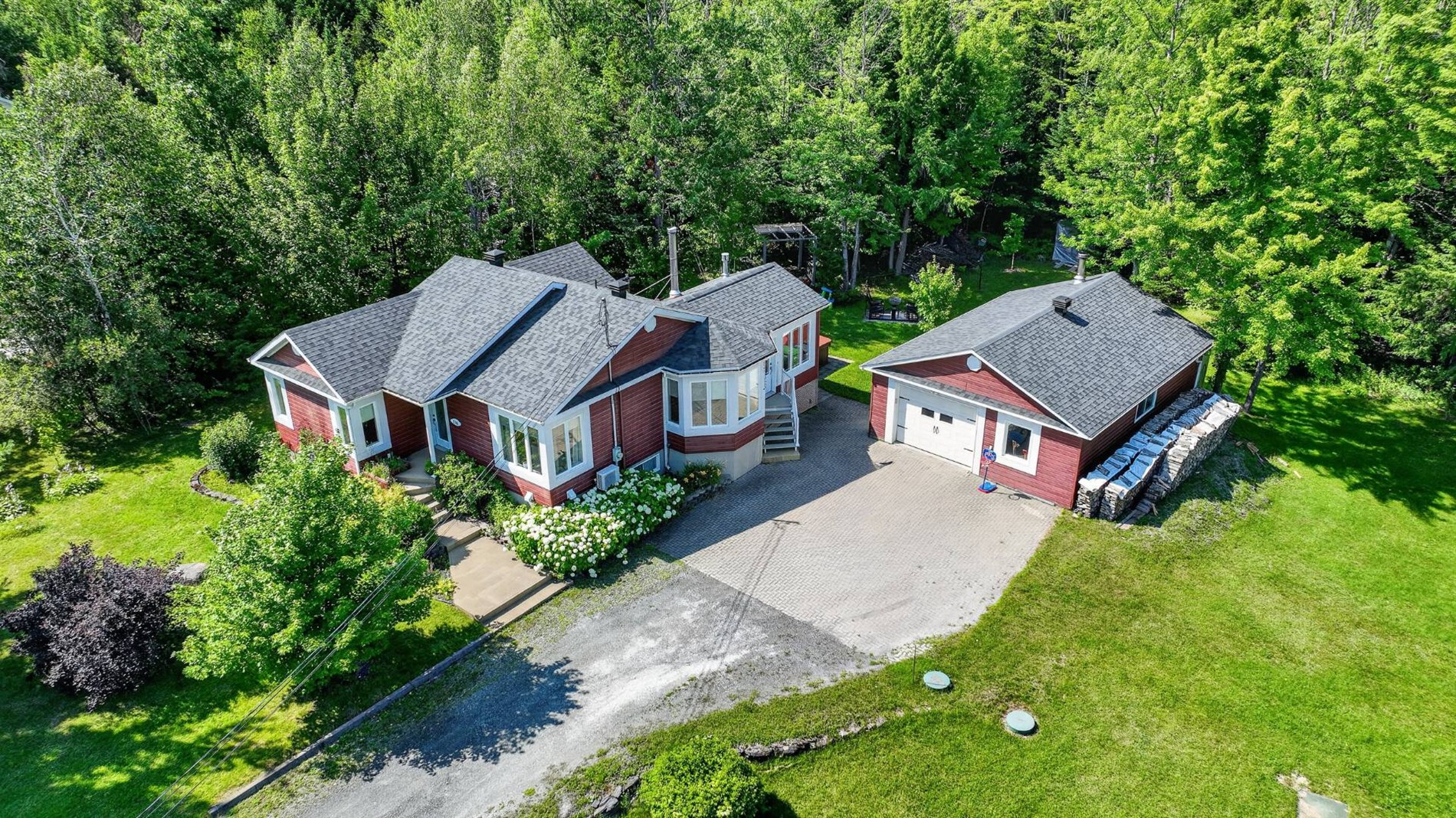 210 Rue des Villas — photo 1