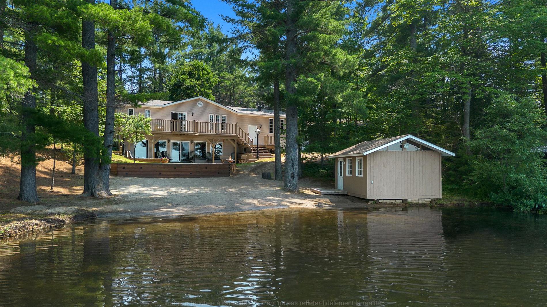7 Ch. Reddington — photo 1
