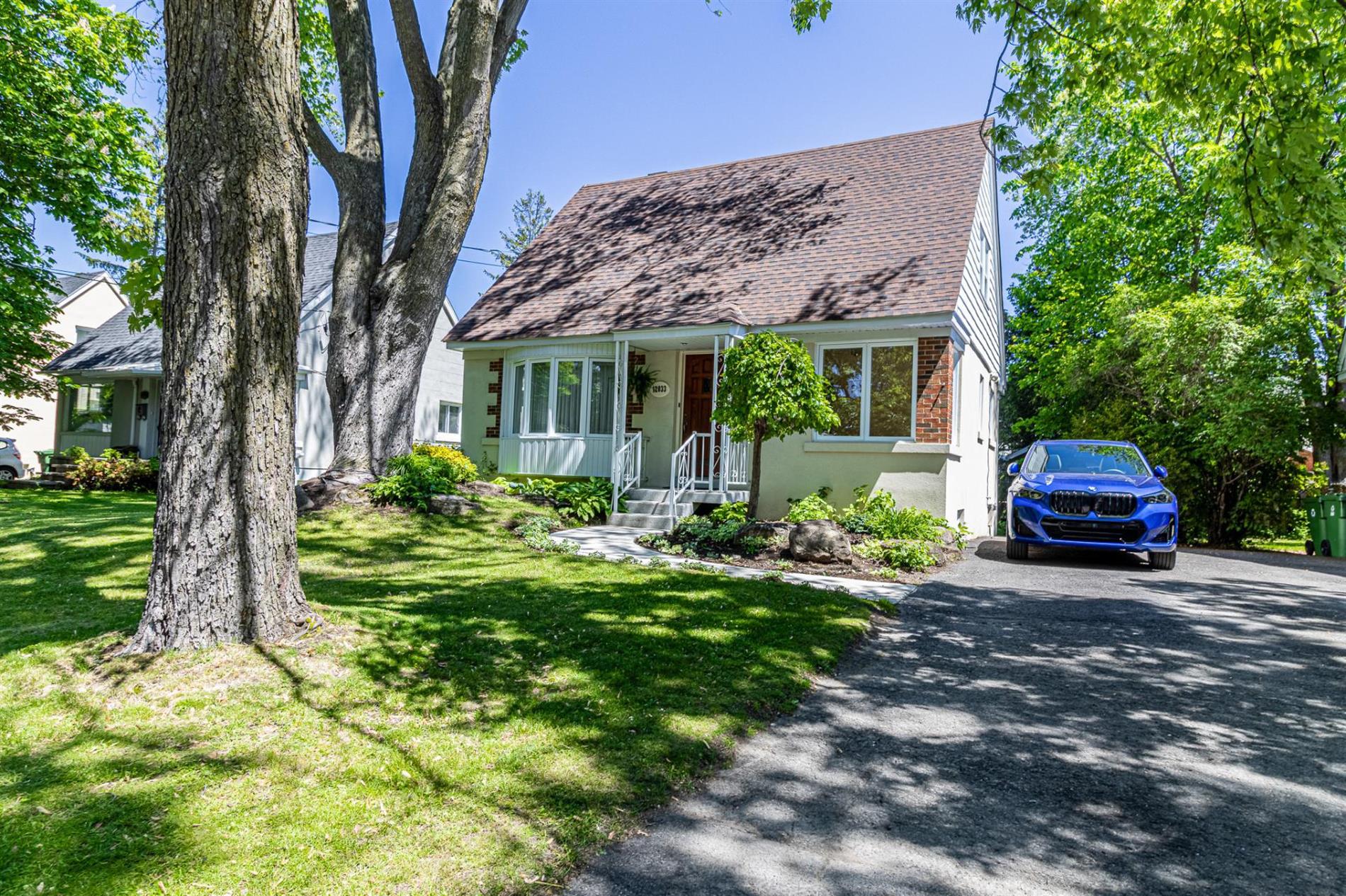 12033 Rue St-Évariste — photo 1
