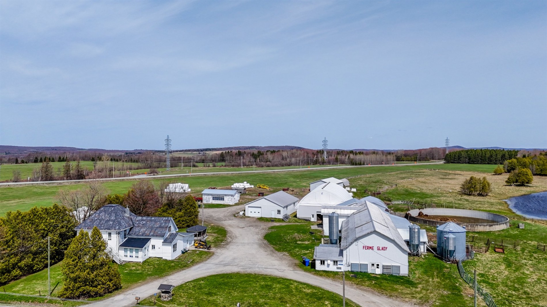 881Z Ch. du Lac — photo 1
