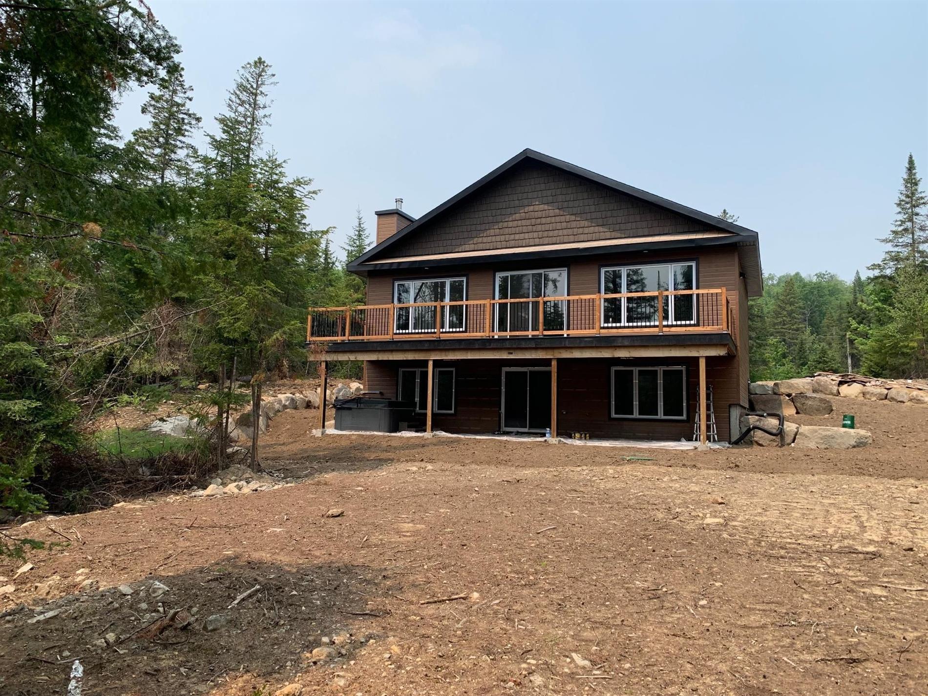 697 Mtée Gagnon — photo 1