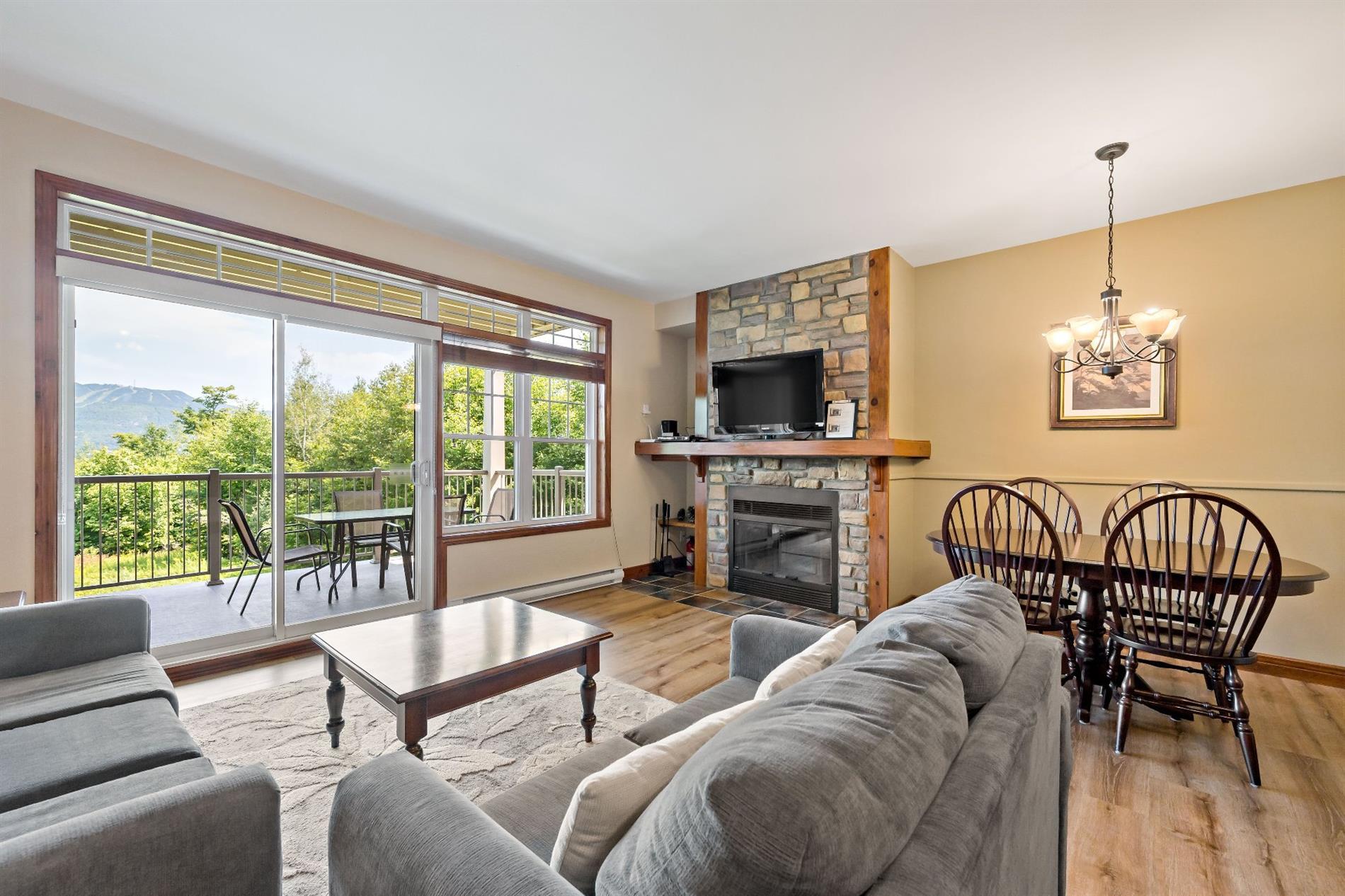 7-225 Rue du Mont-Plaisant — photo 3