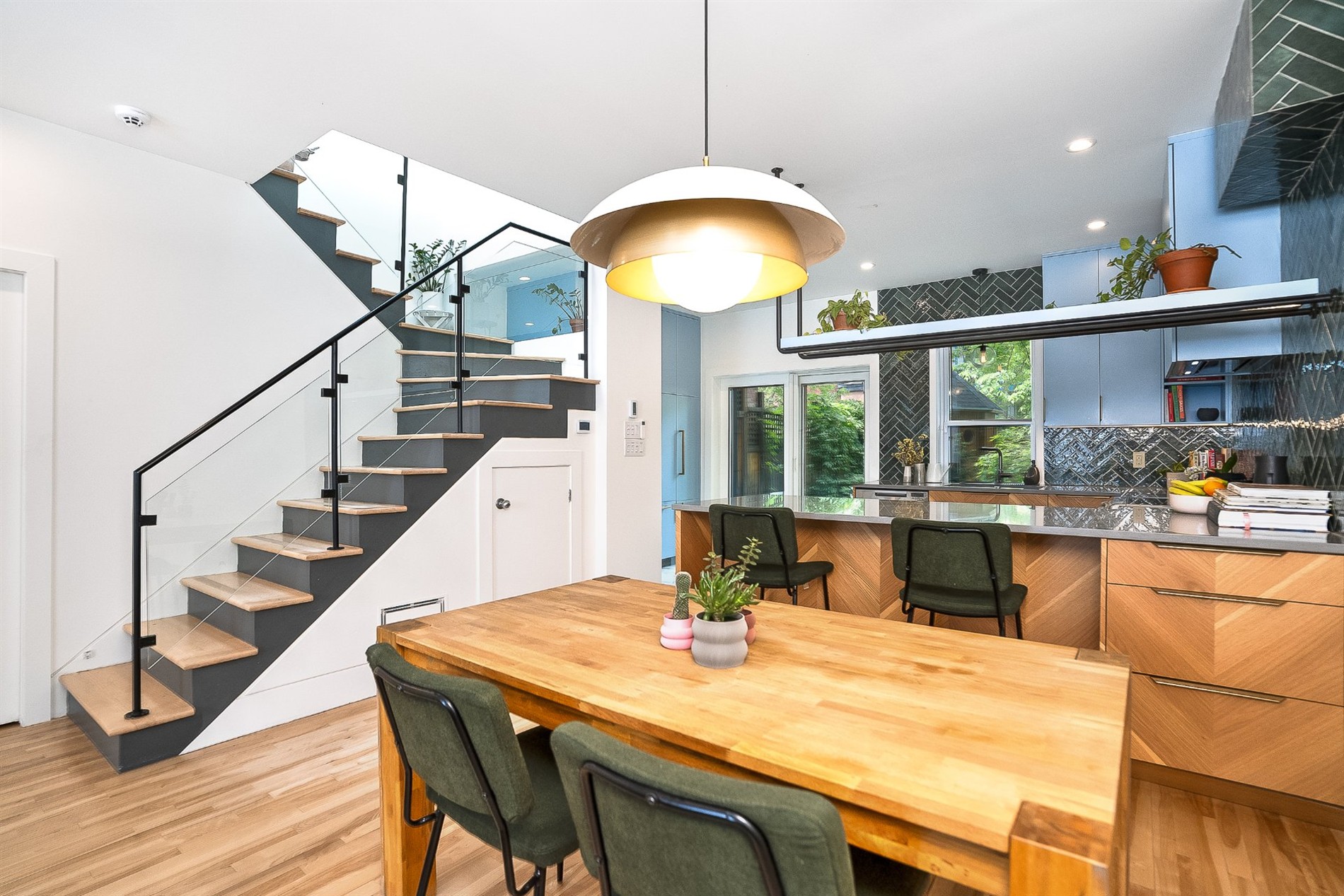 3899 Av. Henri-Julien — photo 1