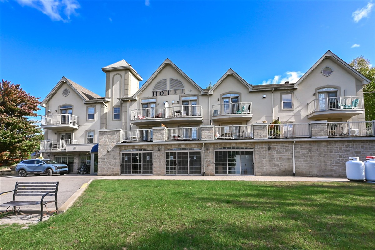 Apartment / Condo - 500 Ch. des Frênes, Piedmont
