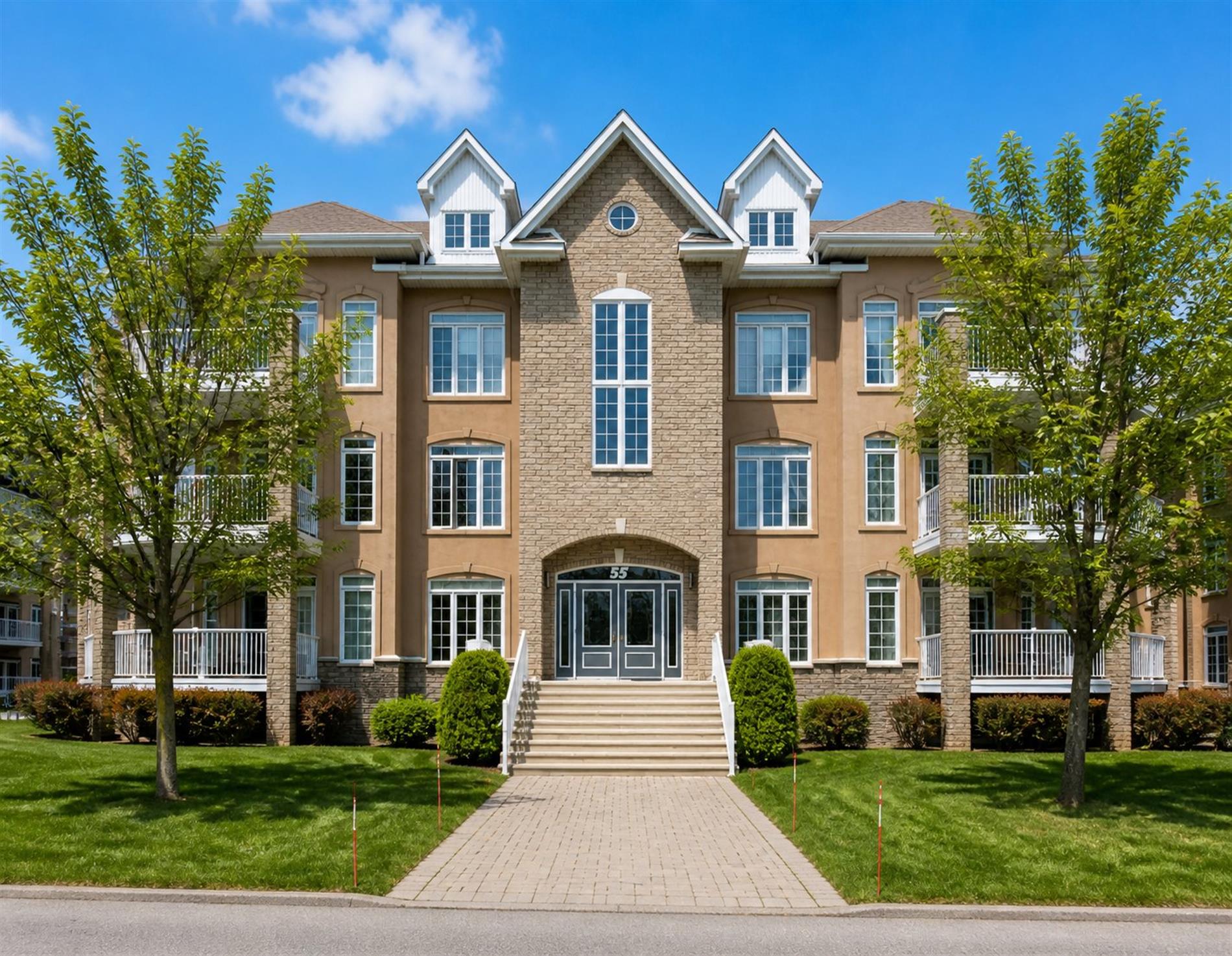 55 Ch. des Îles-Yale — photo 1