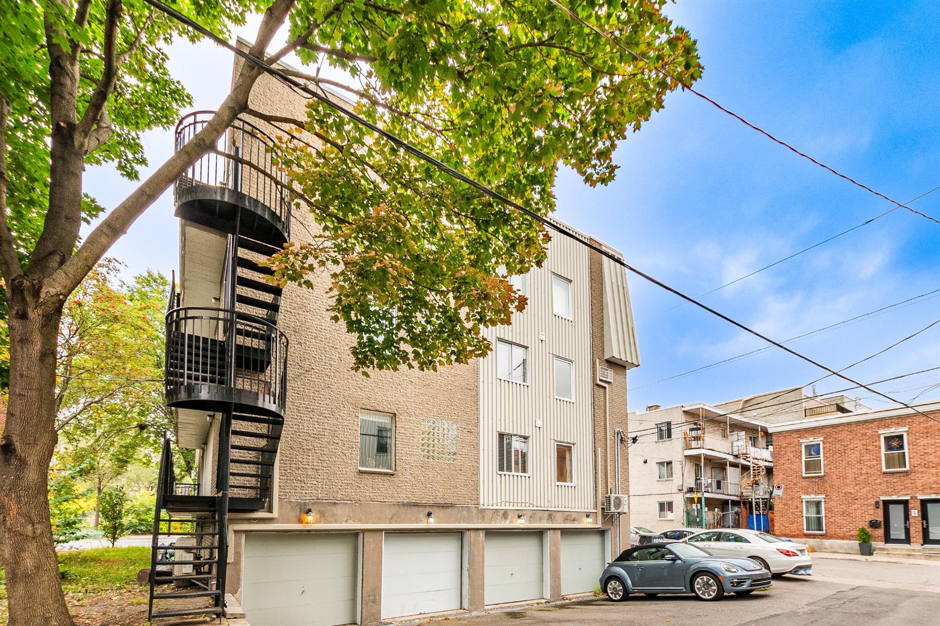 D5-1820 Av. Lalonde — photo 3