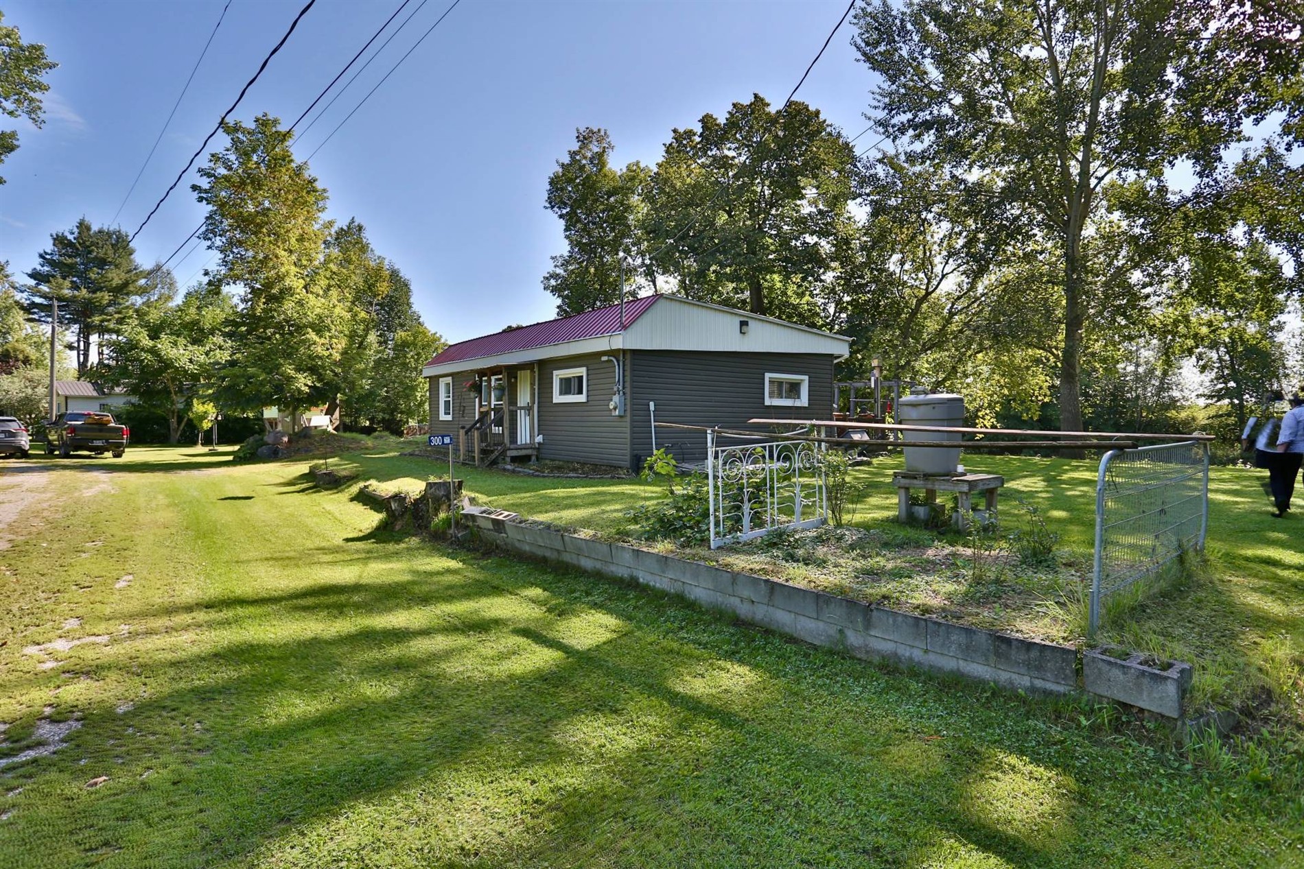 300 Place Bourbeau — photo 2