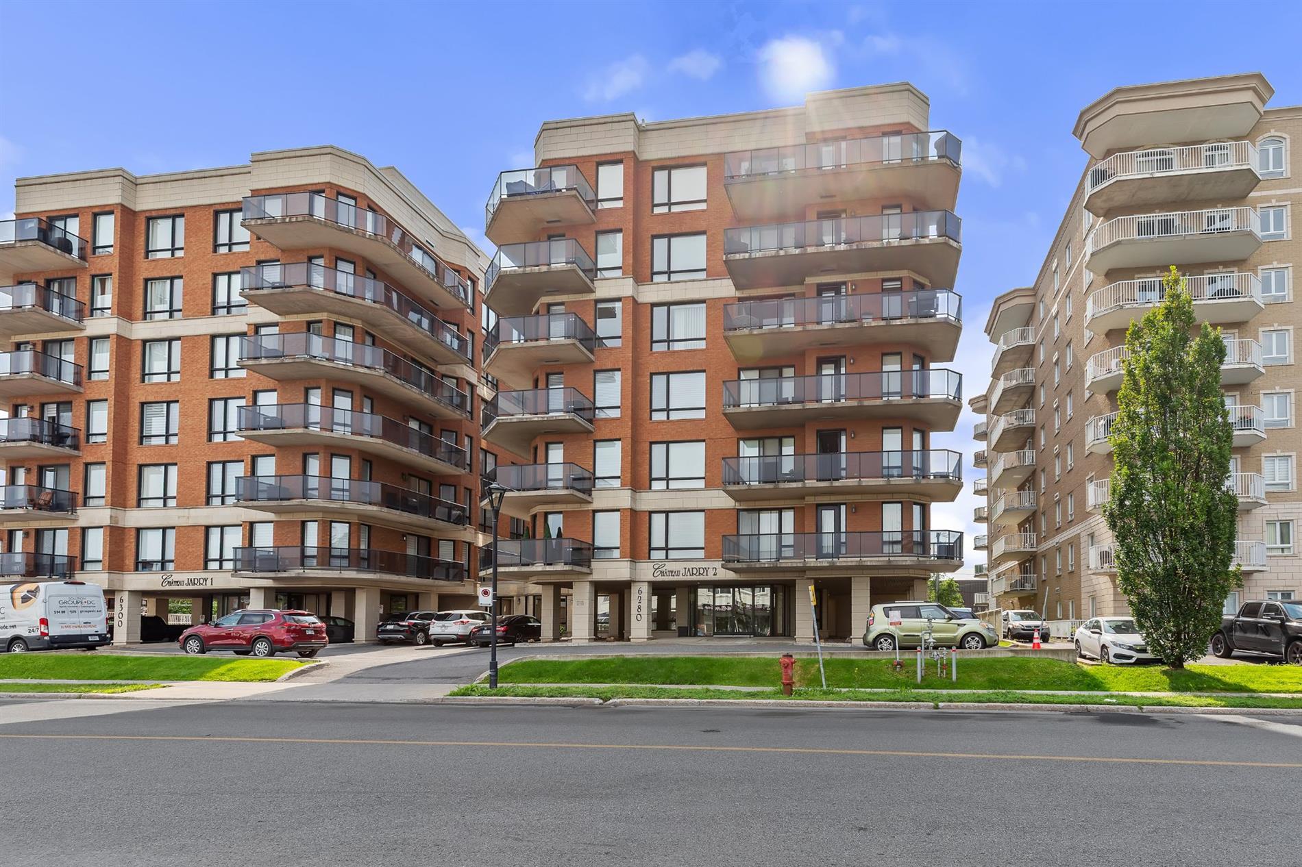 6280 Rue Jarry E. — photo 1