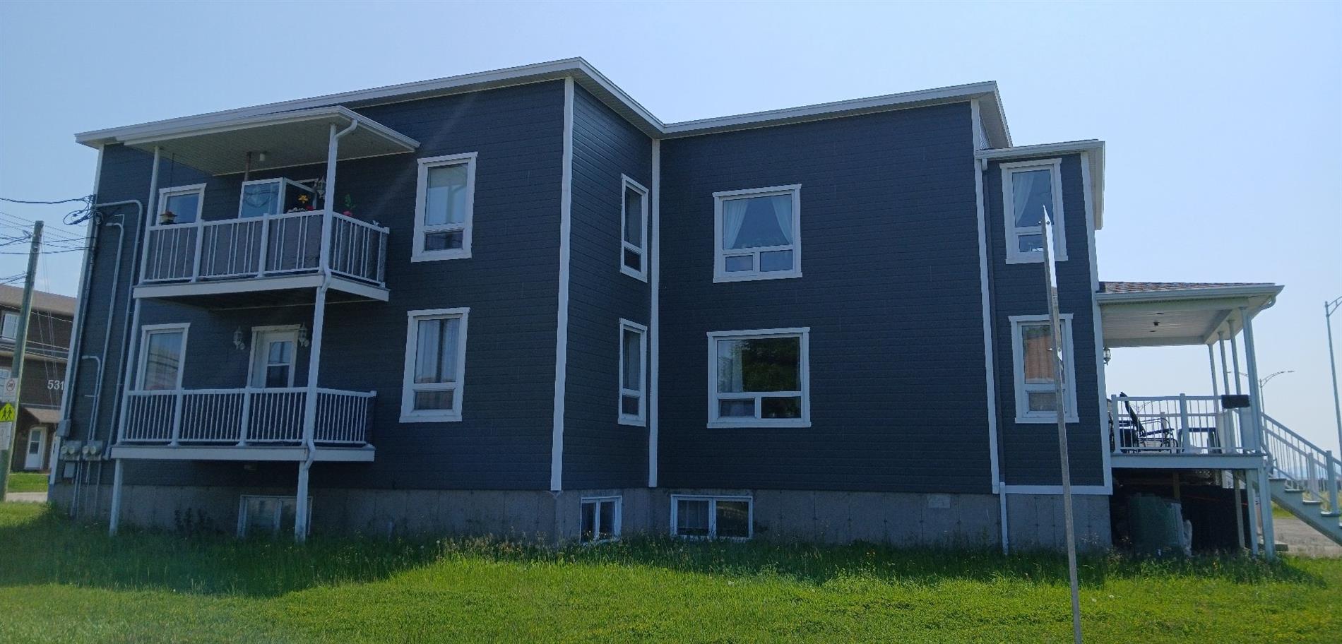 530 Rue St-Germain E. — photo 1