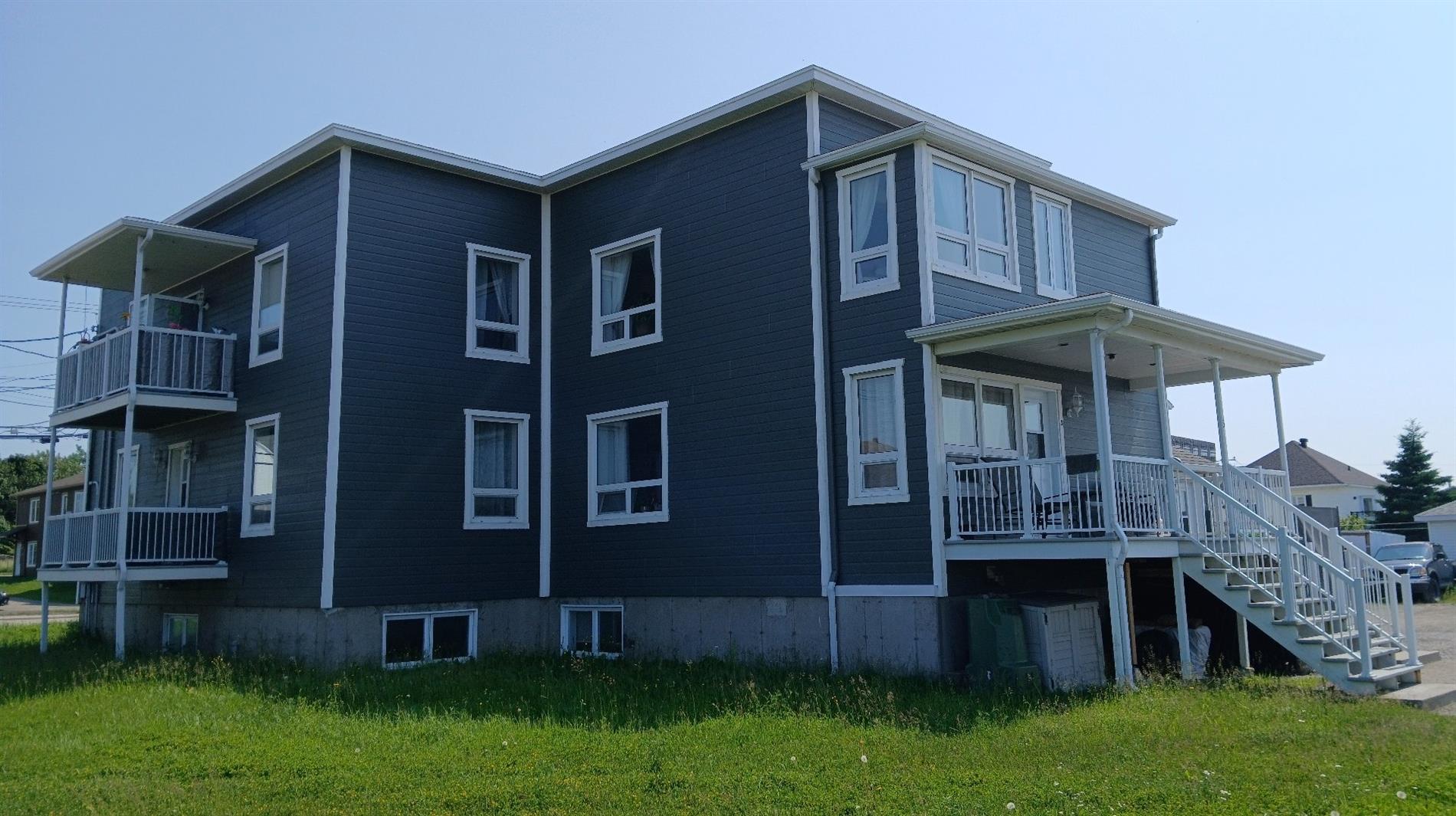 530 Rue St-Germain E. — photo 1