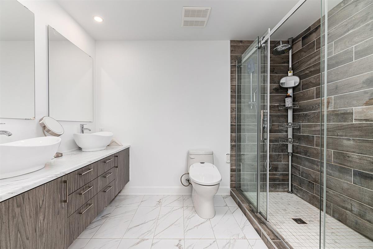 ENSUITE BATH