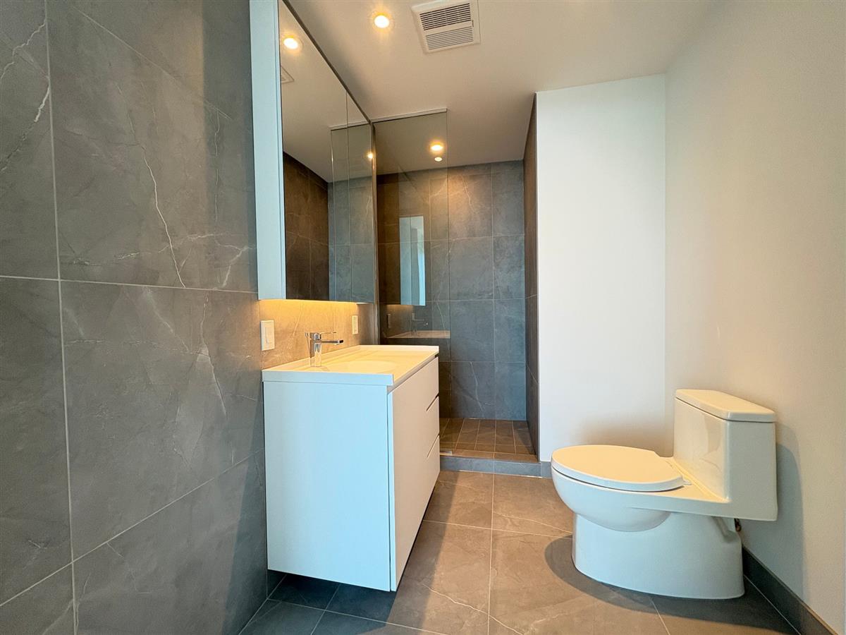 ENSUITE BATH