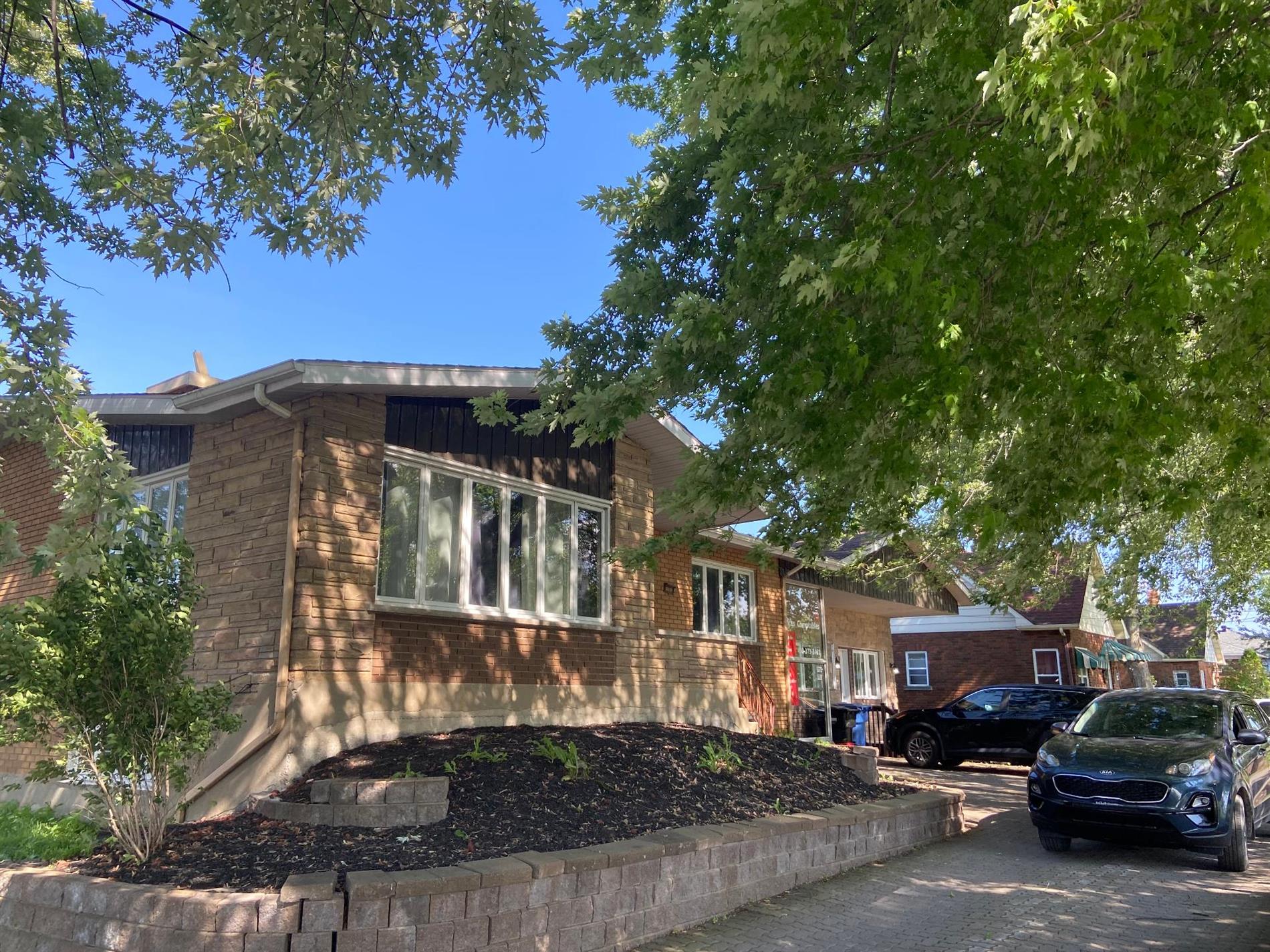 445 Ch. Larocque — photo 3