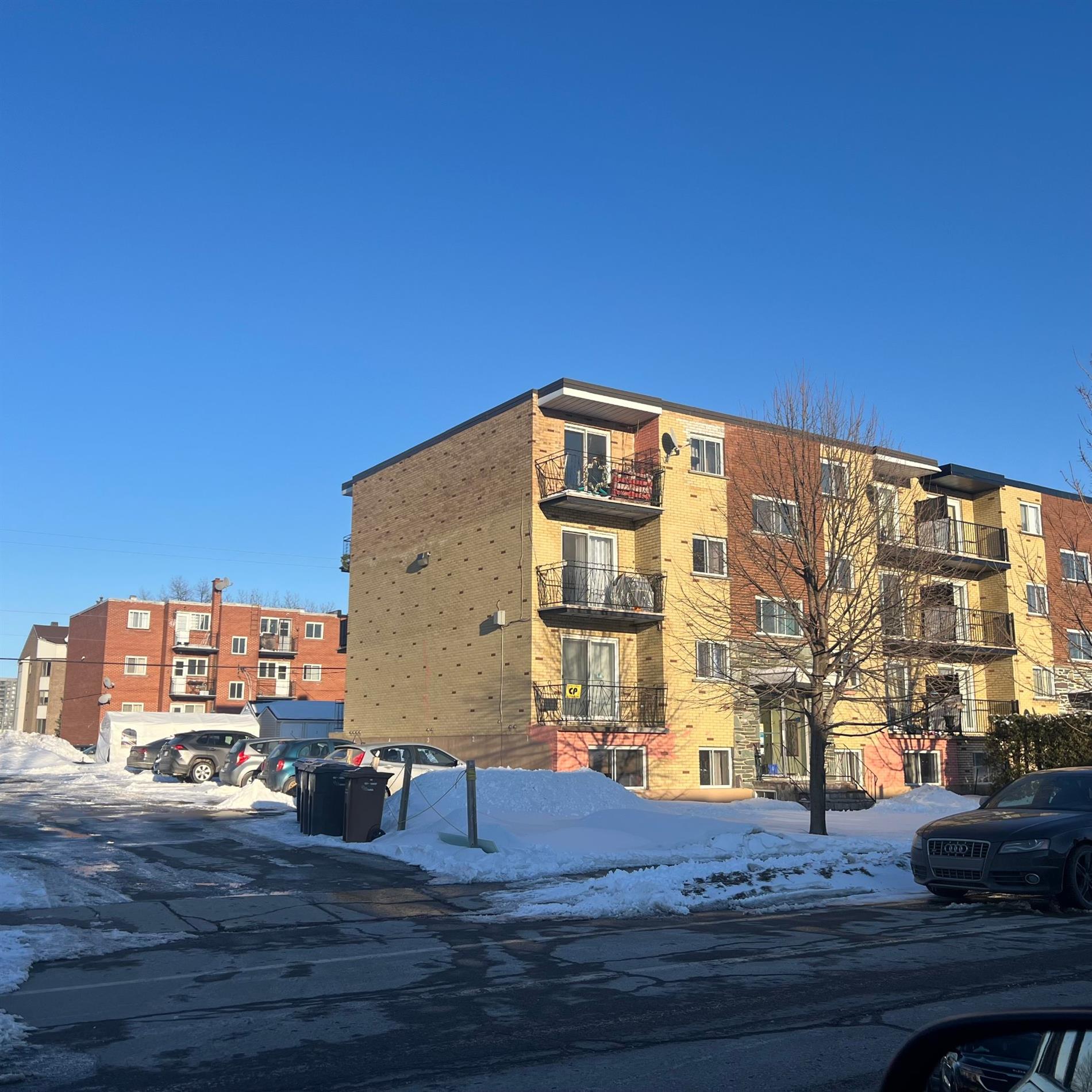 1855 Av. Albert-Murphy — photo 1
