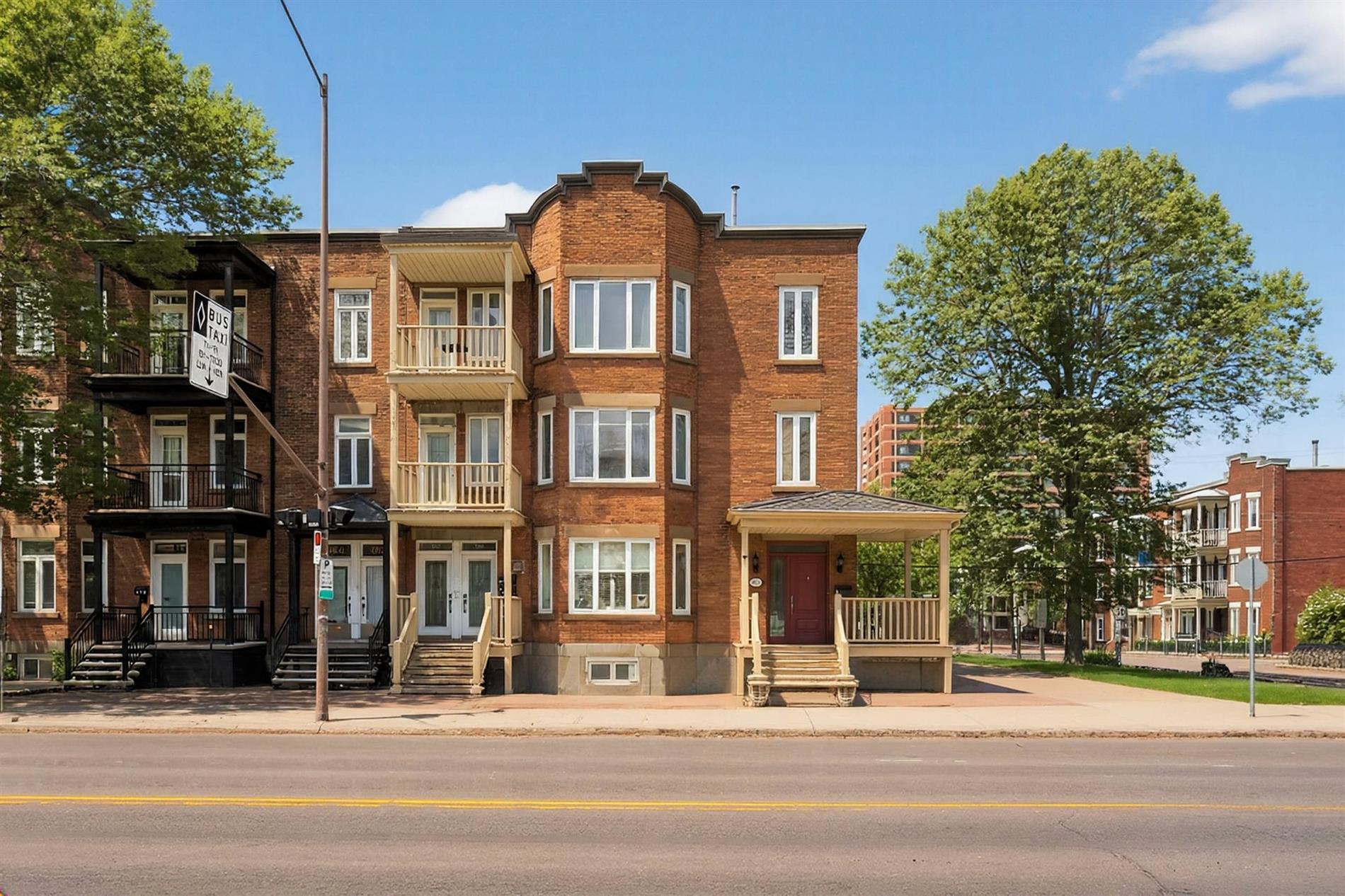 994 Av. Casot — photo 1