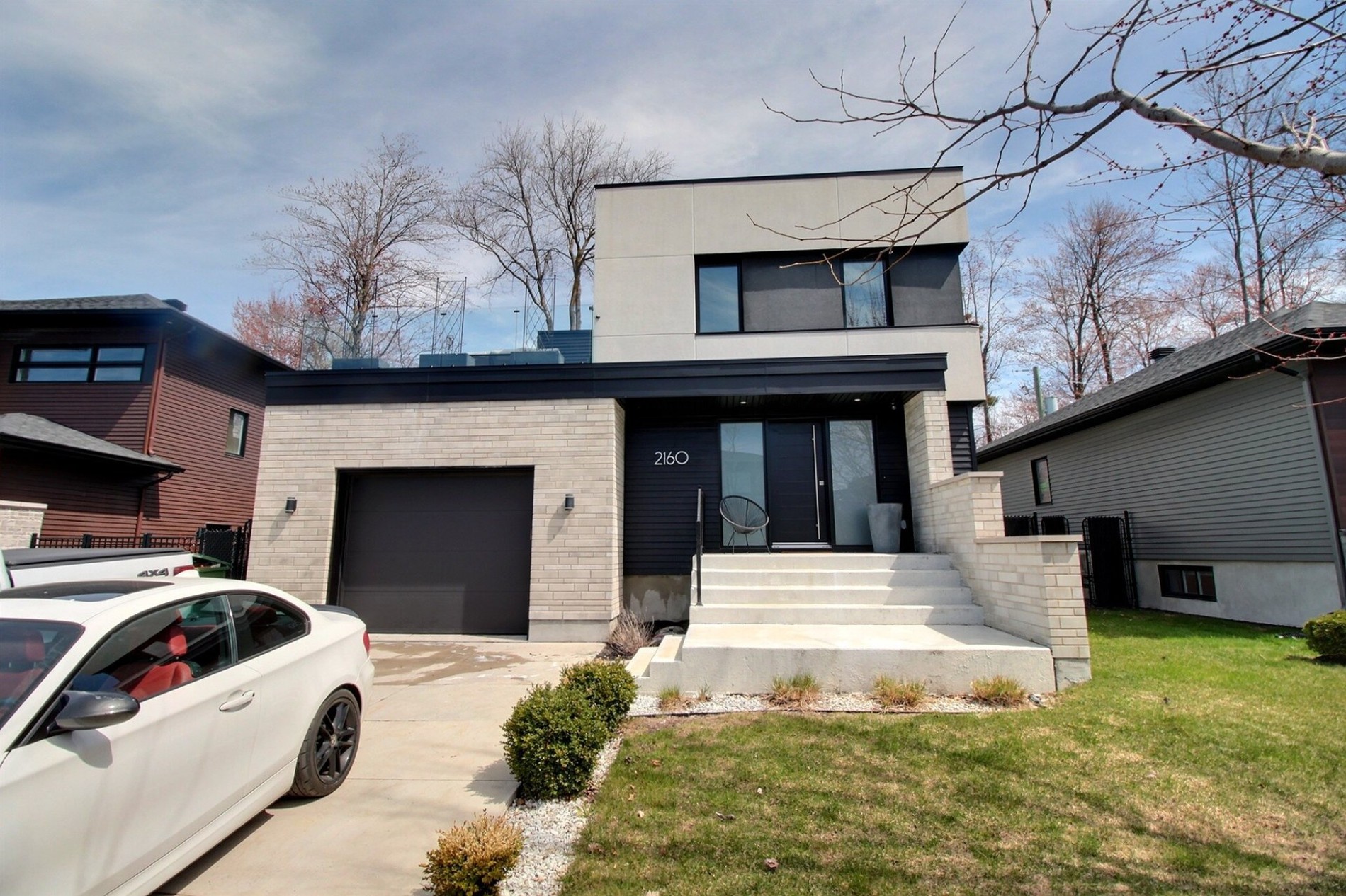 2160 Av. Jeanne-Daigle — photo 1