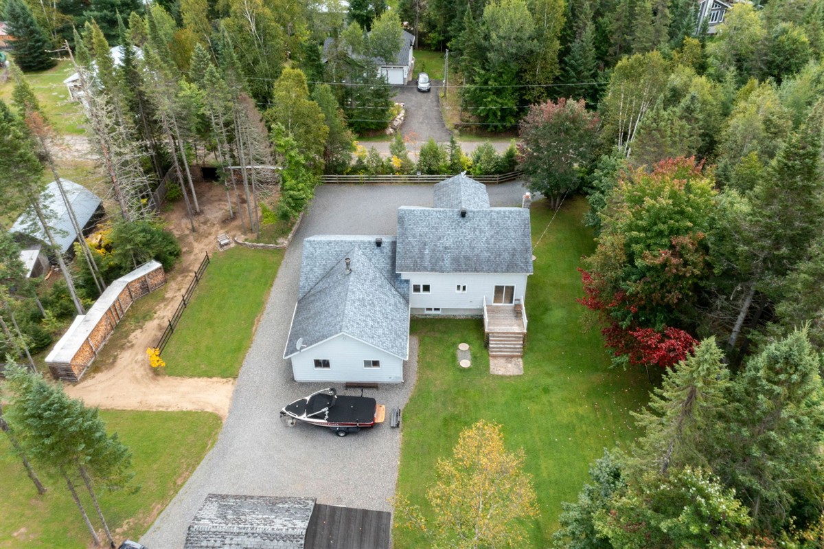 Vue 49 de la propriété réf. 10258274 – 305 Ch. du Lac-Harel J0T 1J0