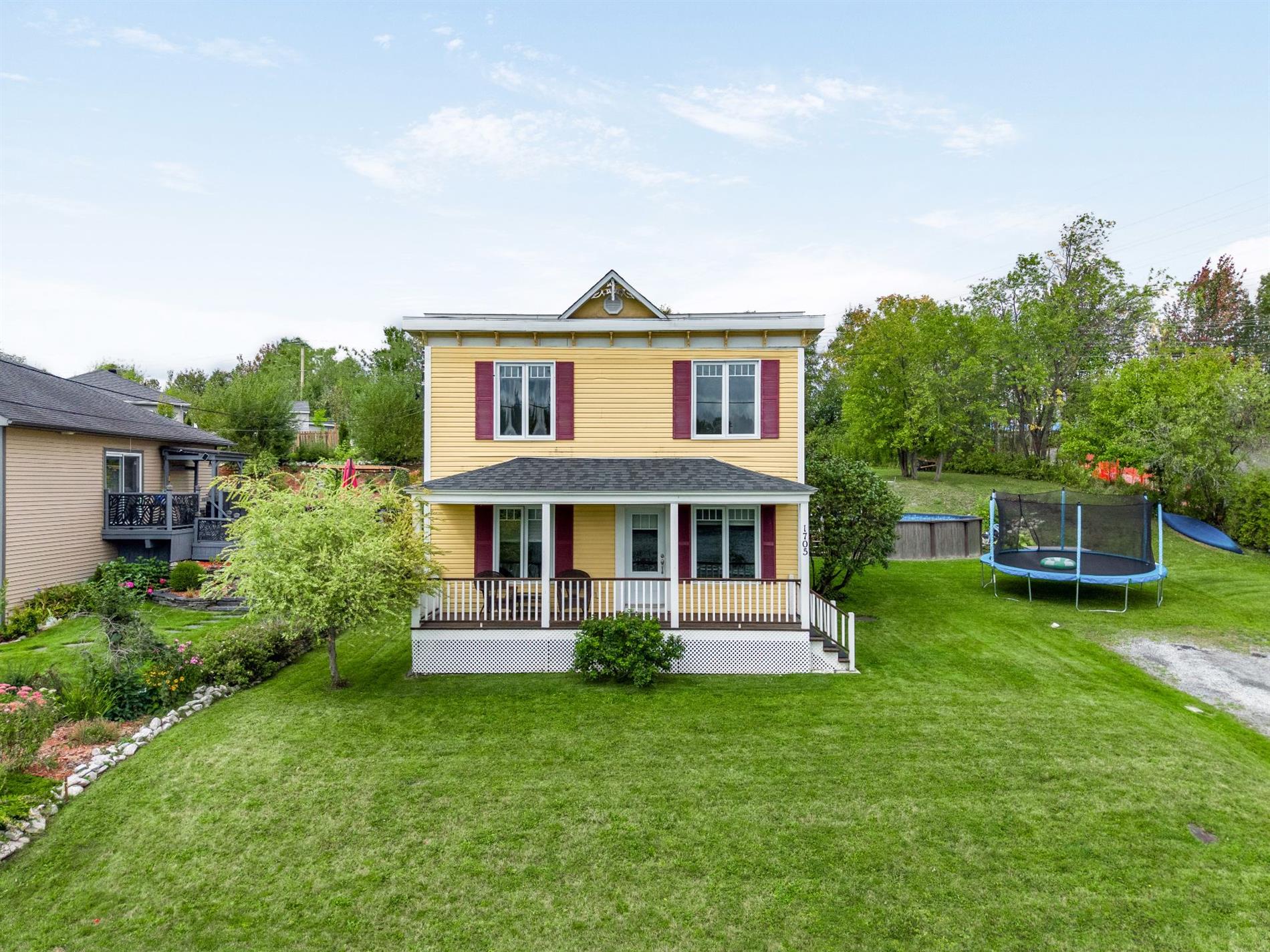 1705 Rue St-Patrice E. — photo 1