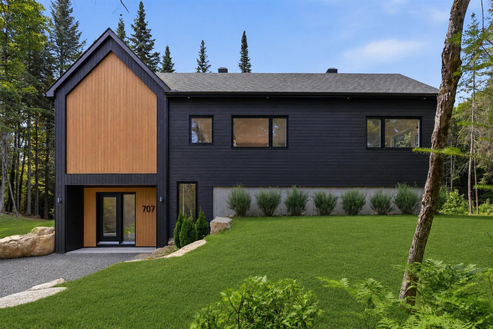 7071 Ch. du Lac-Azur — photo 1