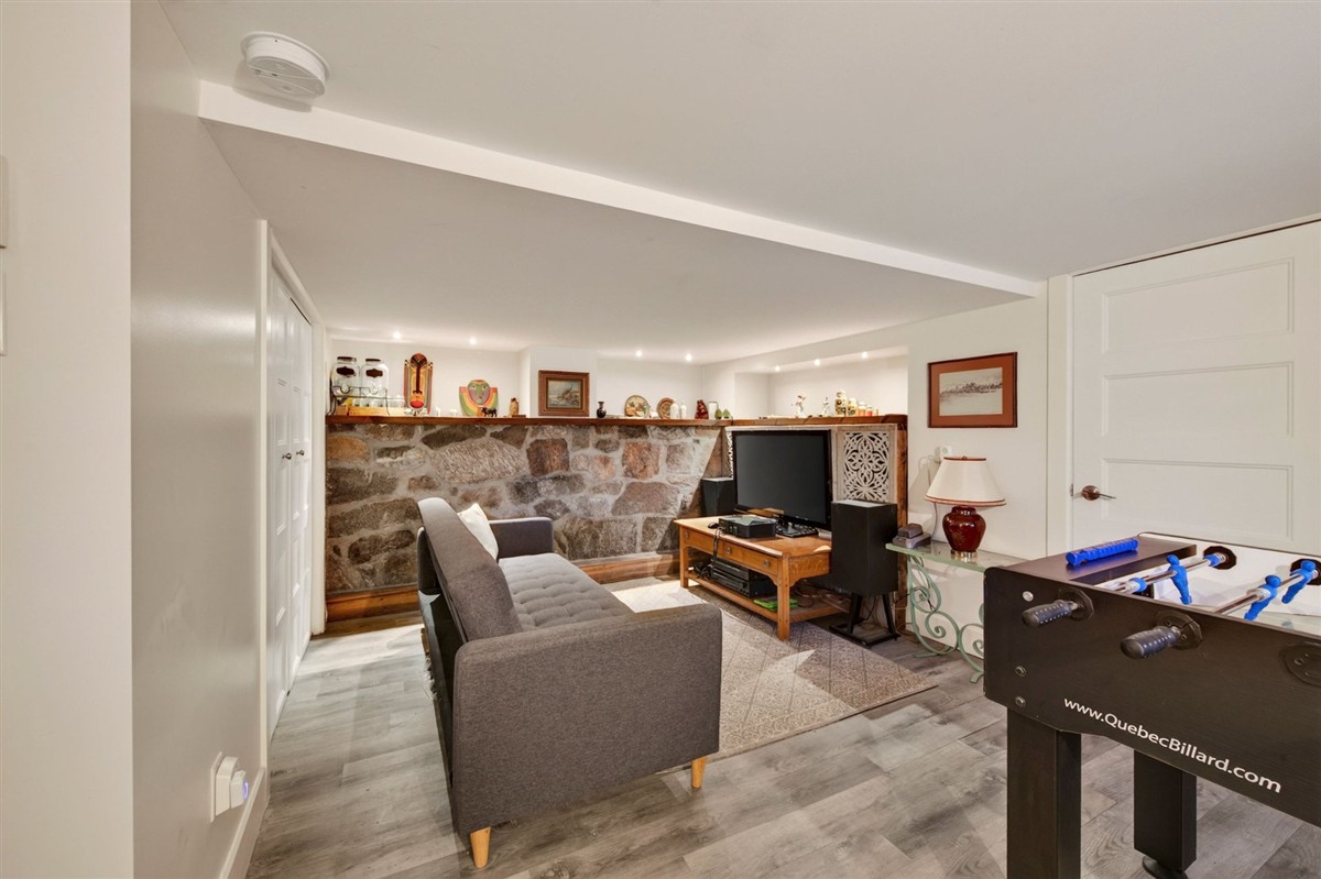 Vue 44 de la propriété réf. 14710849 – 693 Ch. du Lac-Connelly J8A 2A9