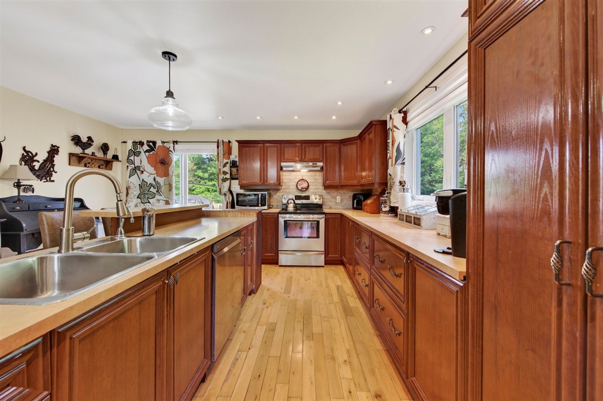 Vue 13 de la propriété réf. 24376487 – 151 Place Cadieux J5K 1B6