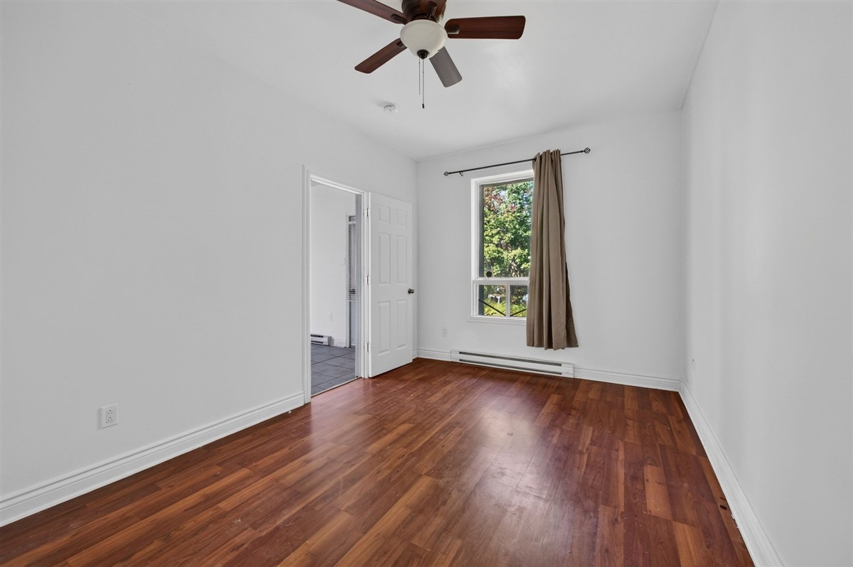 Vue 12 de la propriété réf. 13592358 – 62-64 Rue Charles-Desjardins J7Z 1S1