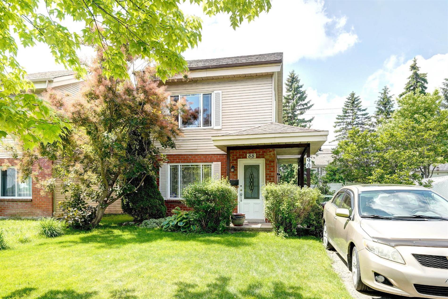 88-90 Mtée Gagnon — photo 1