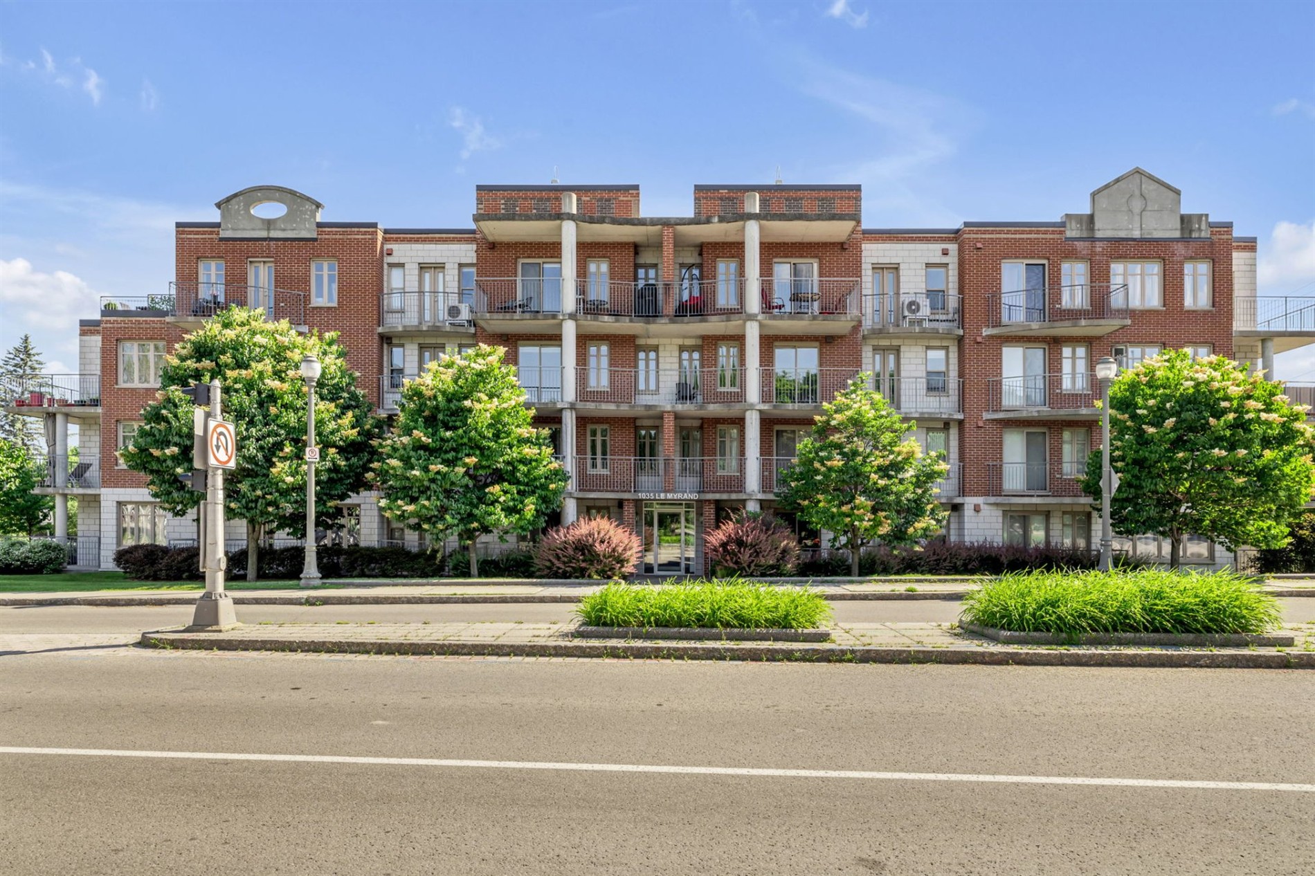 102-1035 Av. Myrand — photo 3