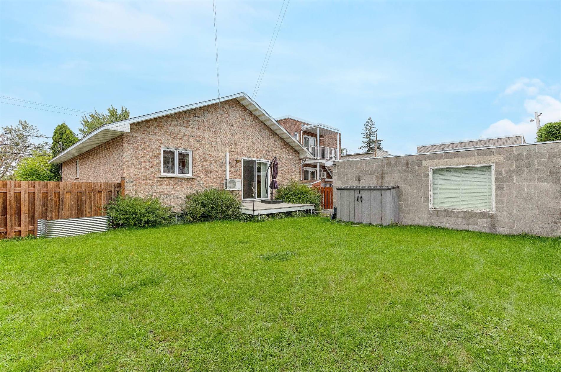 2535 Av. Beauparlant — photo 3