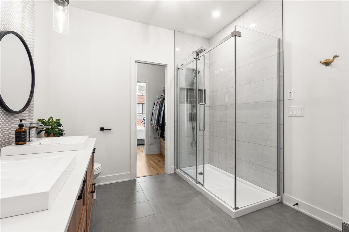 ENSUITE BATH