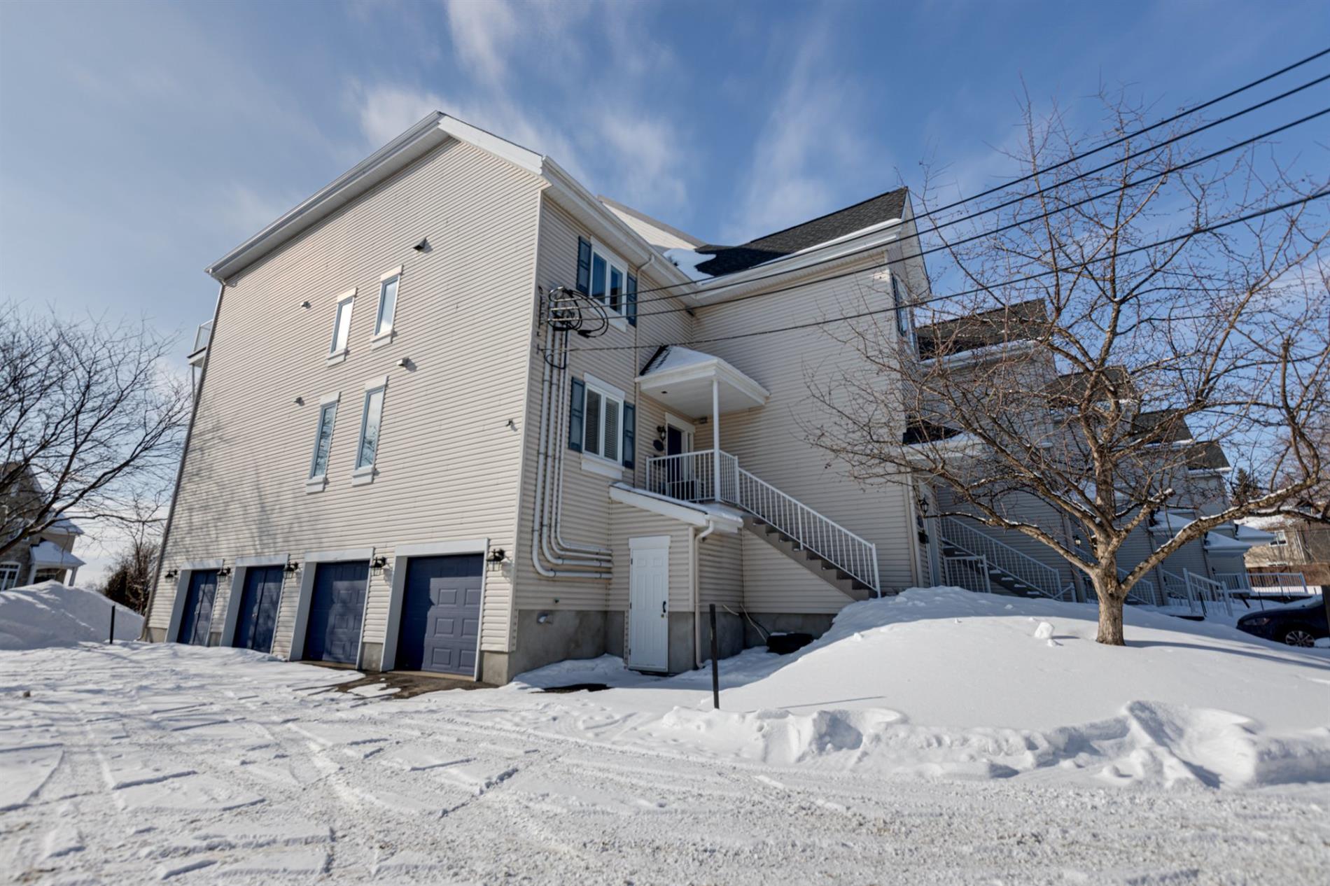 854 Ch. du Bord-de-l'Eau — photo 3