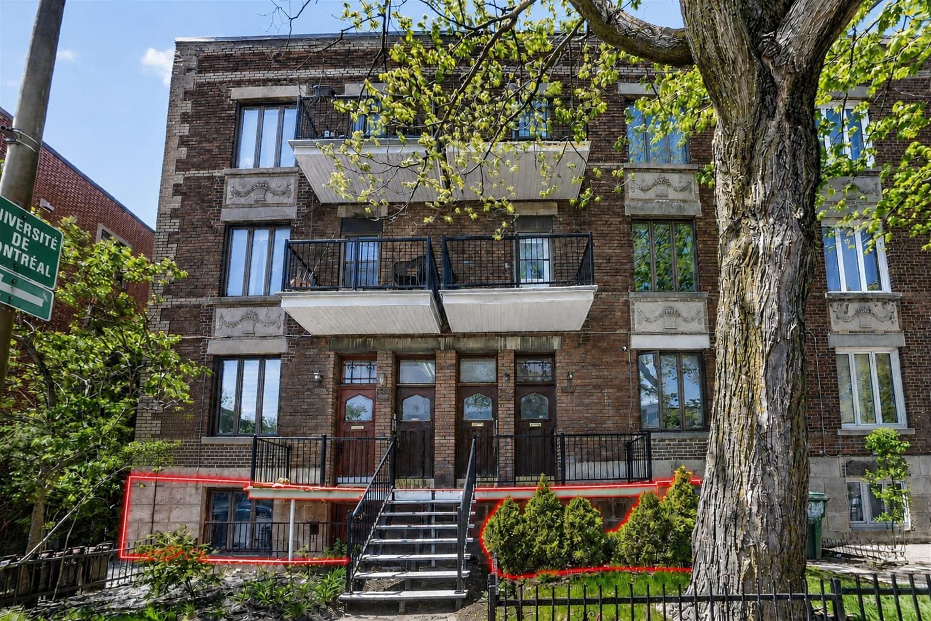 3301 Av. Van Horne — photo 1